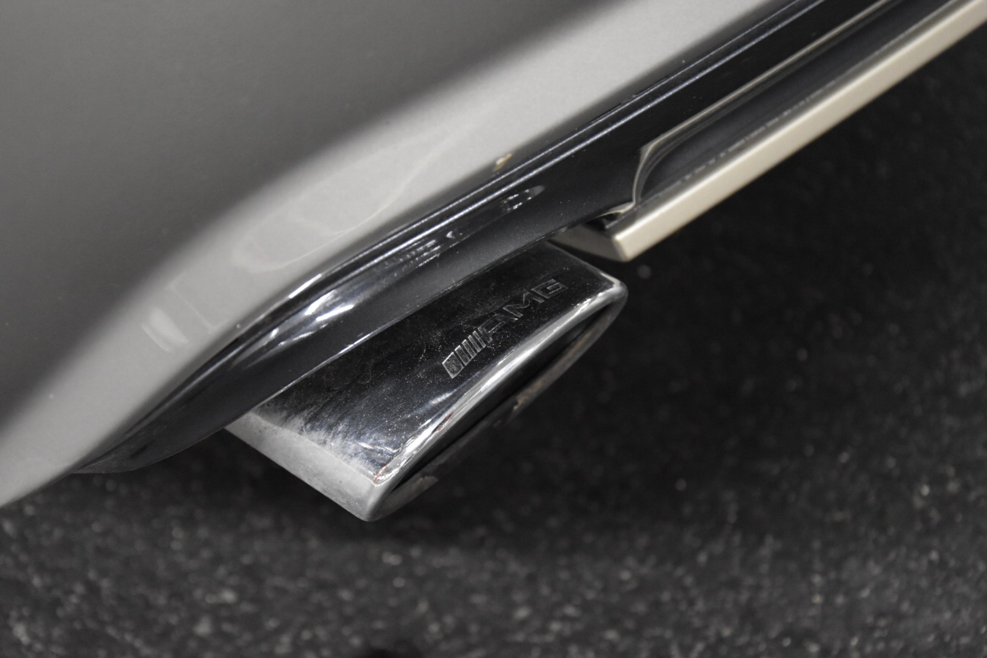 MERCEDES-BENZ S 500 4Matic 7G-Tronic AMG-PAKET-image-8
