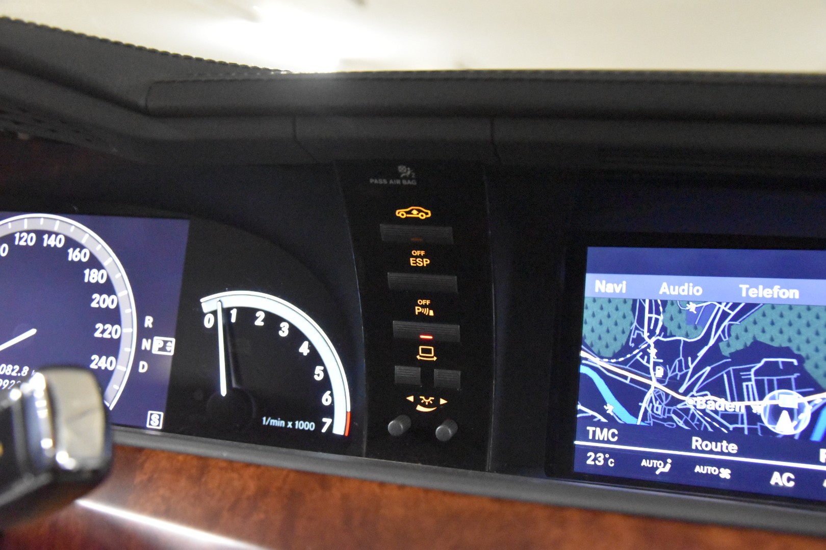 MERCEDES-BENZ S 500 4Matic 7G-Tronic AMG-PAKET-image-18