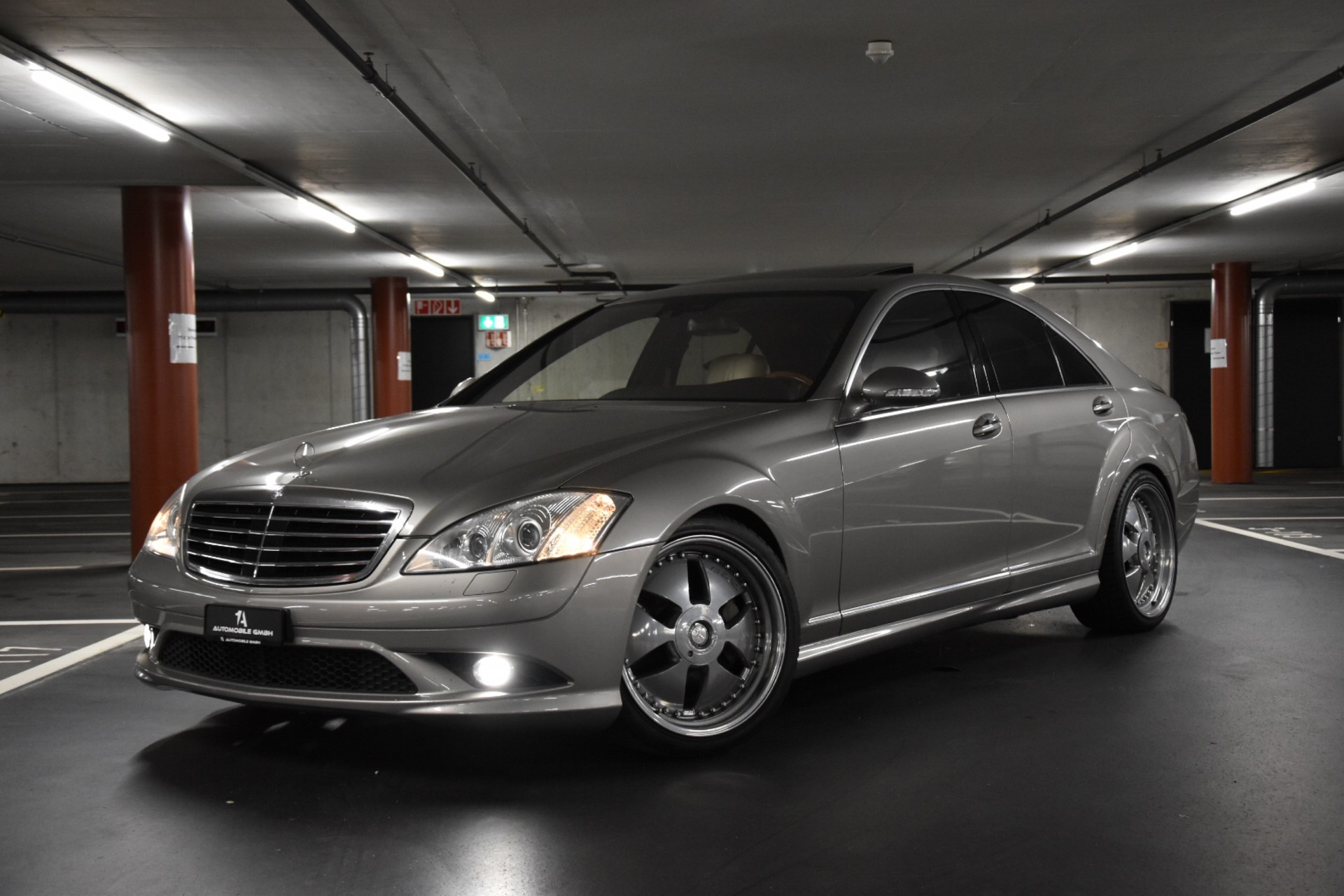 MERCEDES-BENZ S 500 4Matic 7G-Tronic AMG-PAKET