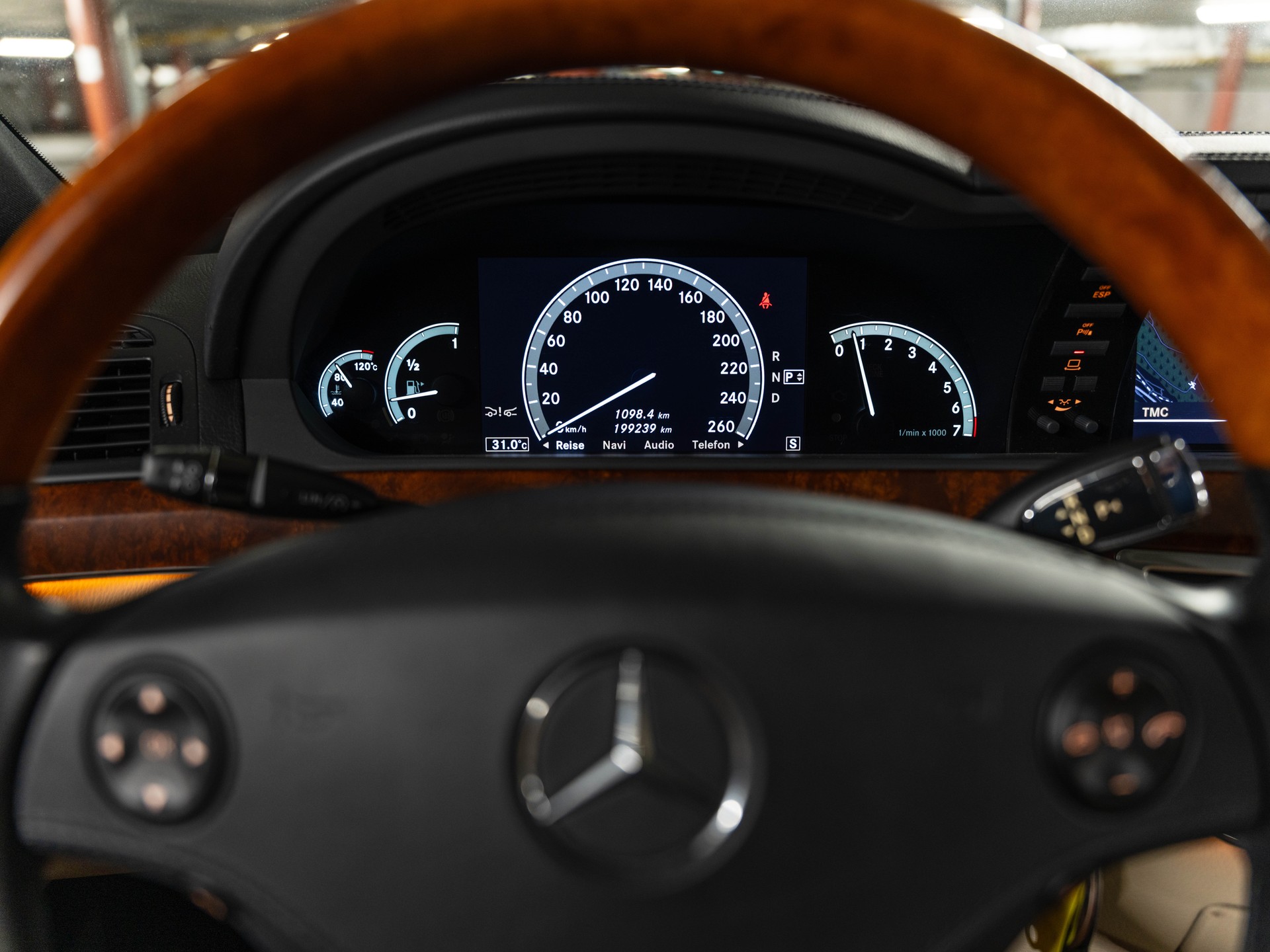 MERCEDES-BENZ S 500 4Matic 7G-Tronic AMG-PAKET-image-15