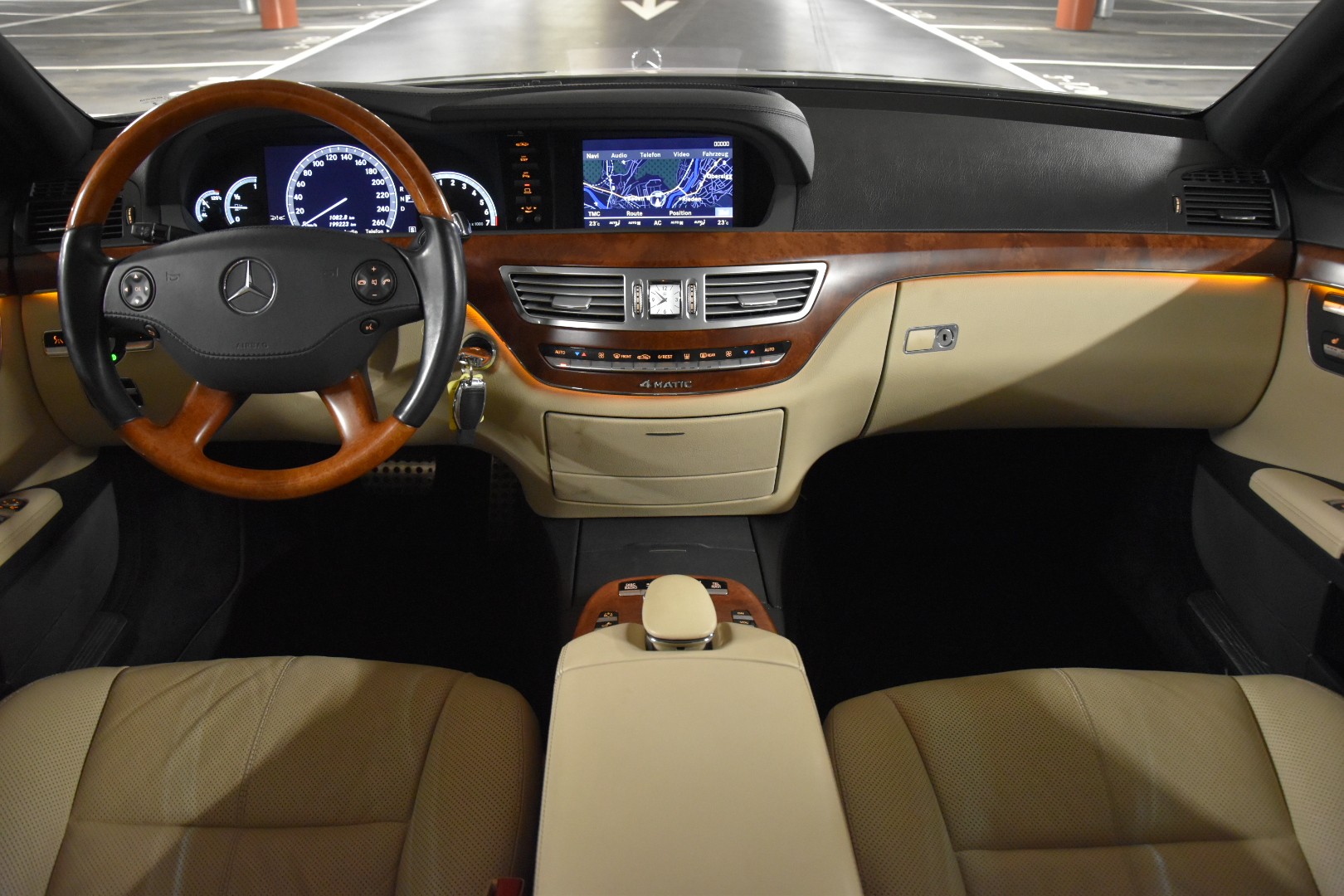 MERCEDES-BENZ S 500 4Matic 7G-Tronic AMG-PAKET-image-13