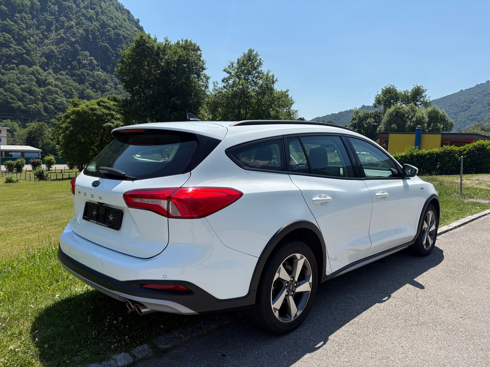 FORD Focus 1.0 SCTi Active-image-4