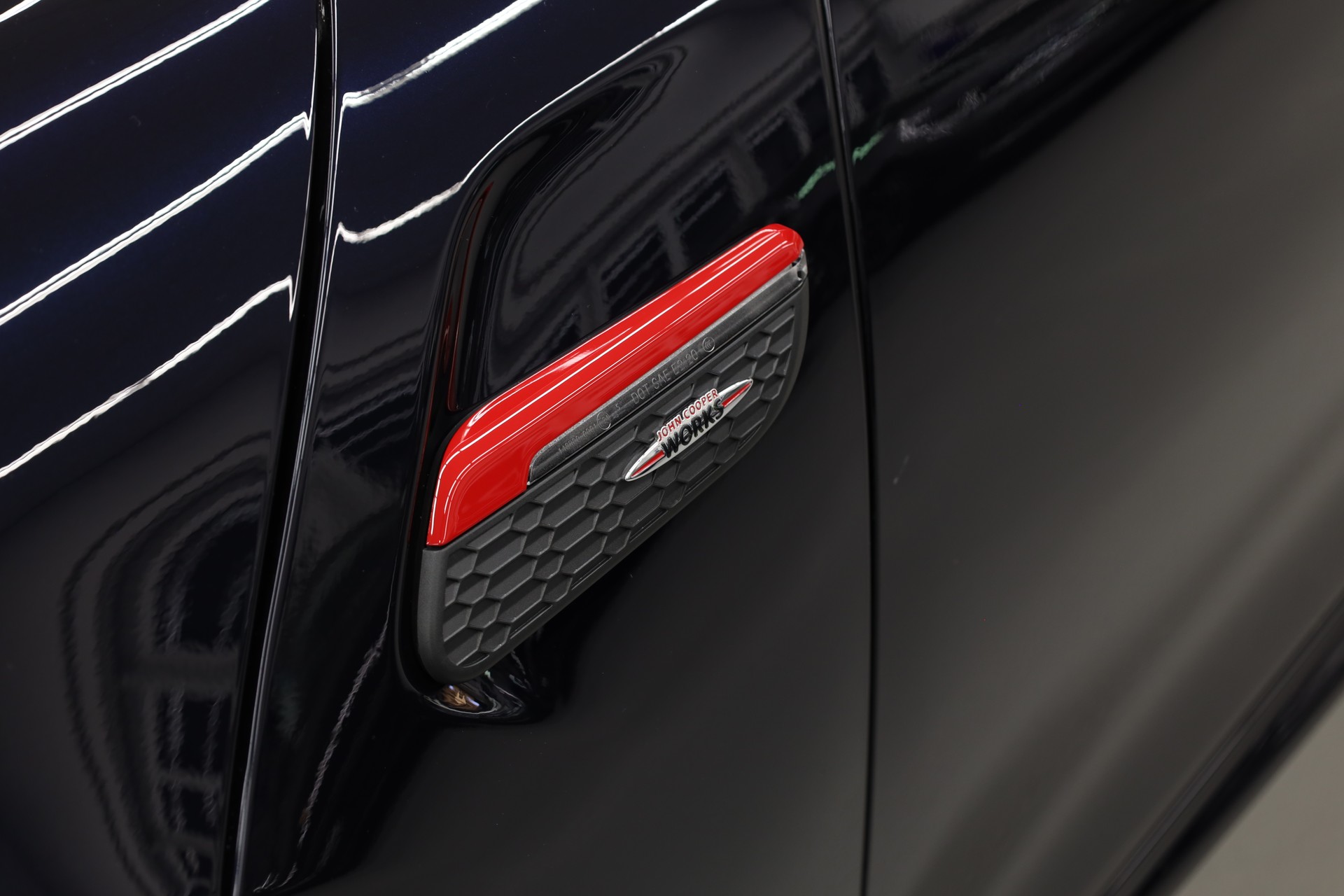 MINI Cabrio F57 2.0i John Cooper Works SAG-image-13