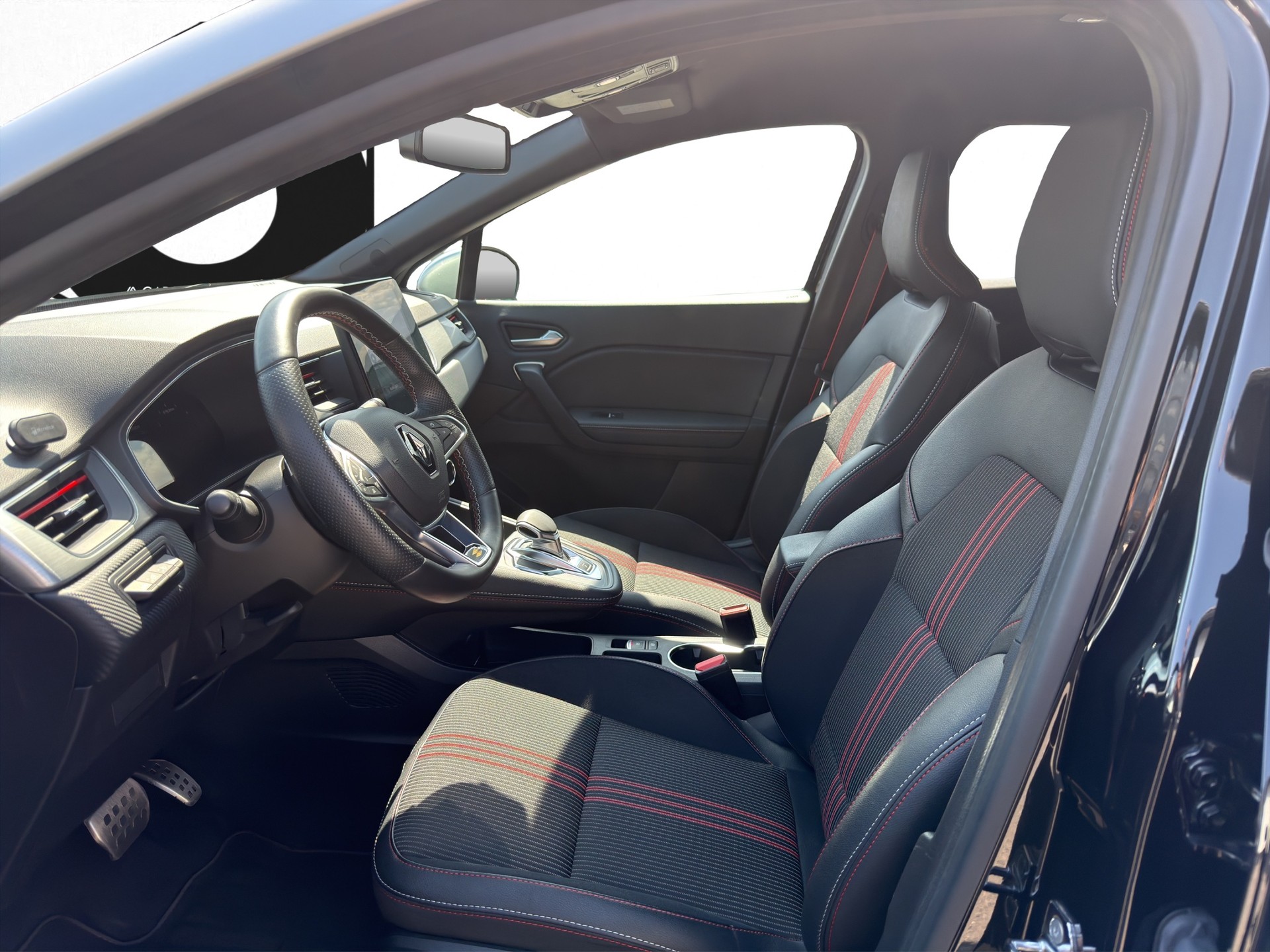 RENAULT Captur 1.3 TCe EDC R.S.Line-image-8