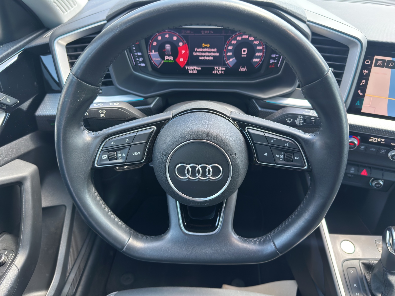 AUDI A1 Sportback 40 TFSI S Line S-tronic-image-9
