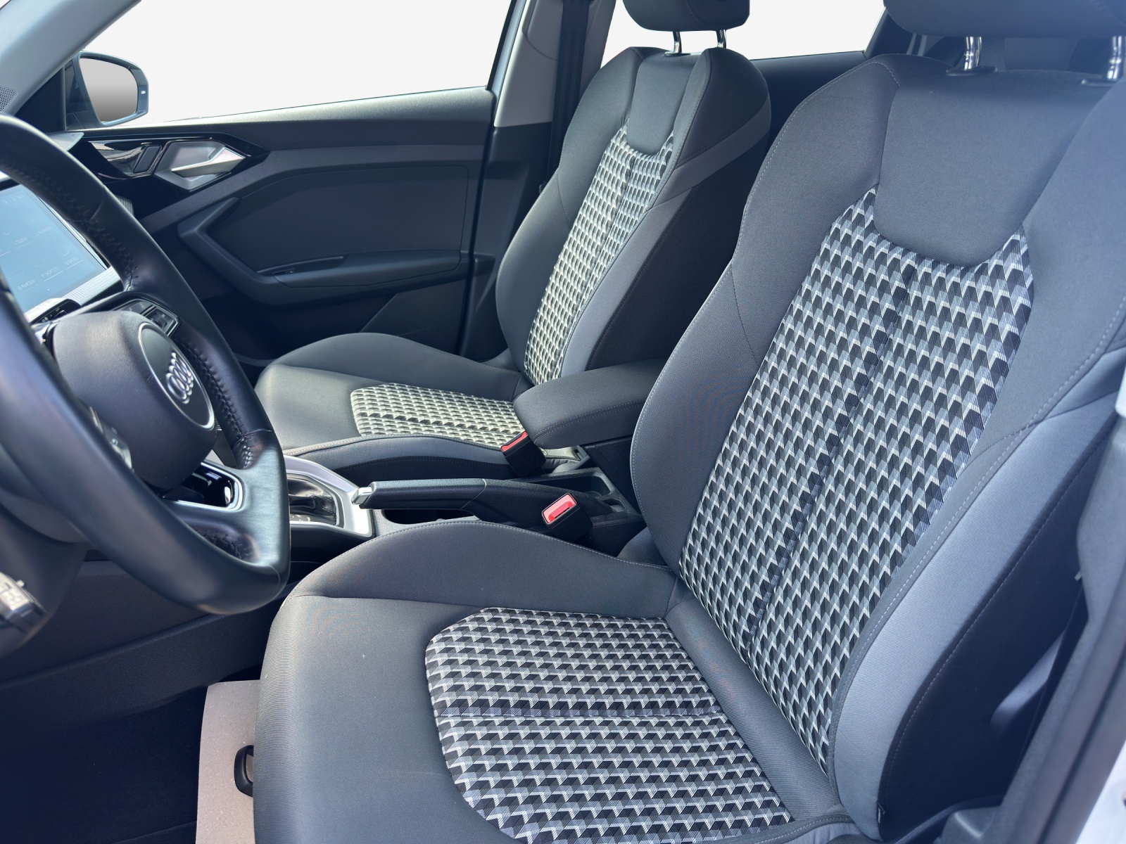AUDI A1 Sportback 40 TFSI S Line S-tronic-image-7