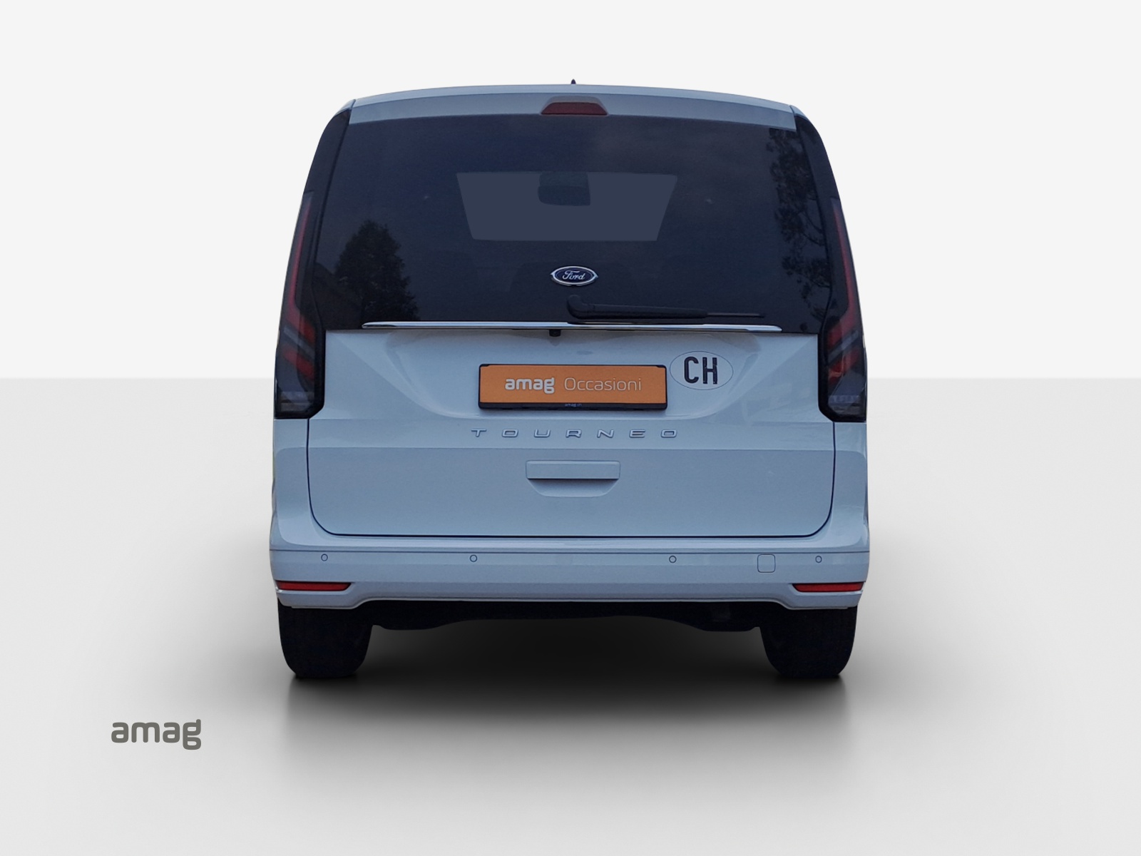 FORD Tourneo Connect 2.0 EcoBlue Titanium-showroom-element-3