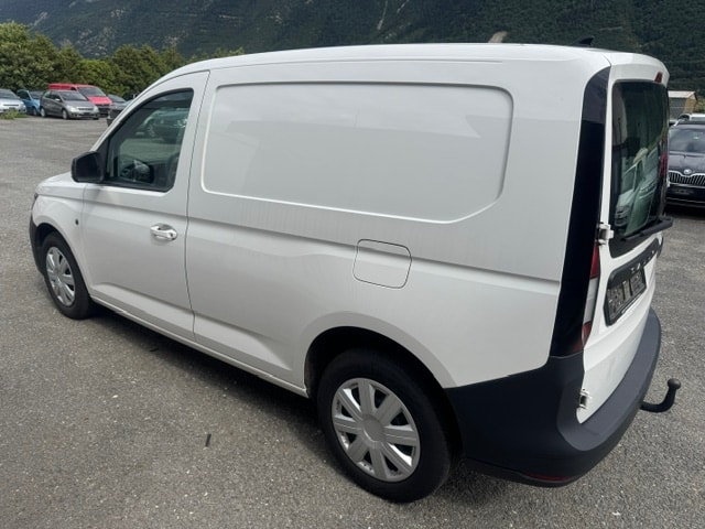 VW Caddy Cargo 2.0TDI-image-6