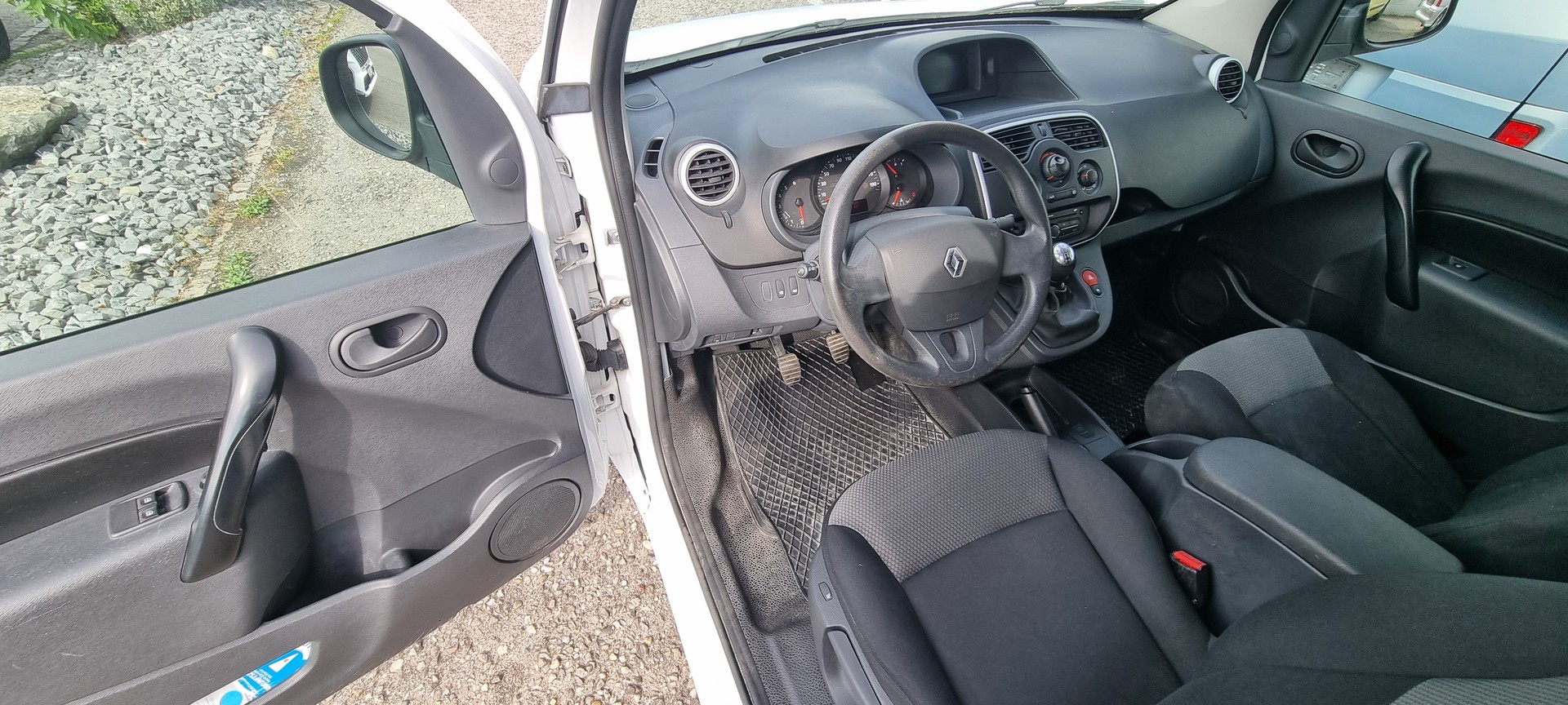RENAULT Kangoo Maxi dCi 115 ENERGY Business 2 Pl./2 pl.-image-6