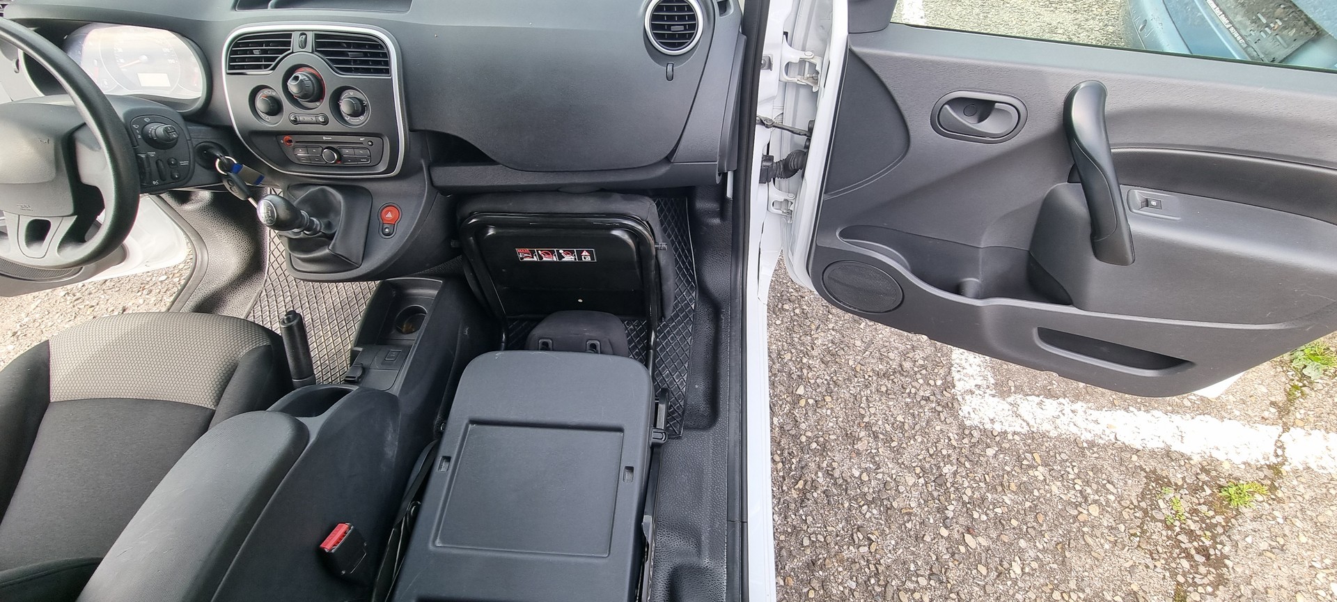 RENAULT Kangoo Maxi dCi 115 ENERGY Business 2 Pl./2 pl.-image-7