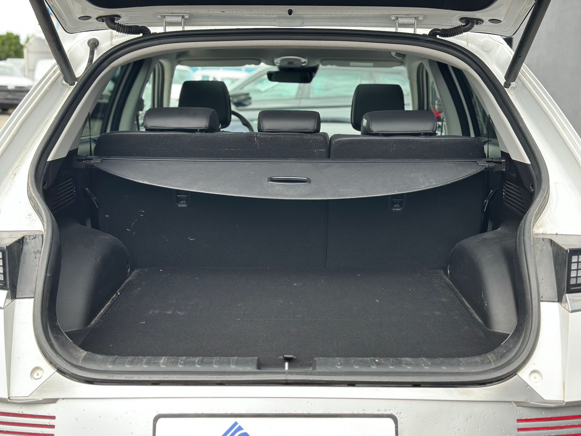 HYUNDAI Ioniq 5 77kWh Vertex 4WD-image-8