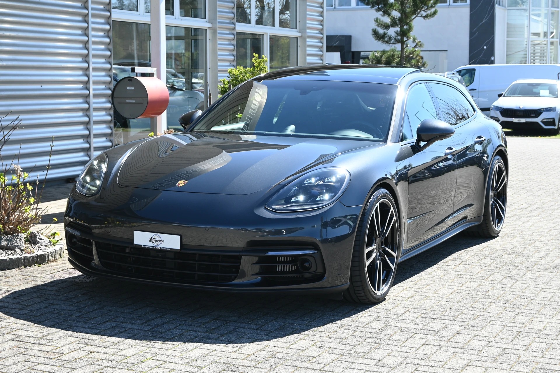 PORSCHE Panamera 4 2.9 V6 Sport Turismo PDK 4x4 330PS (CH Auto)-image-1