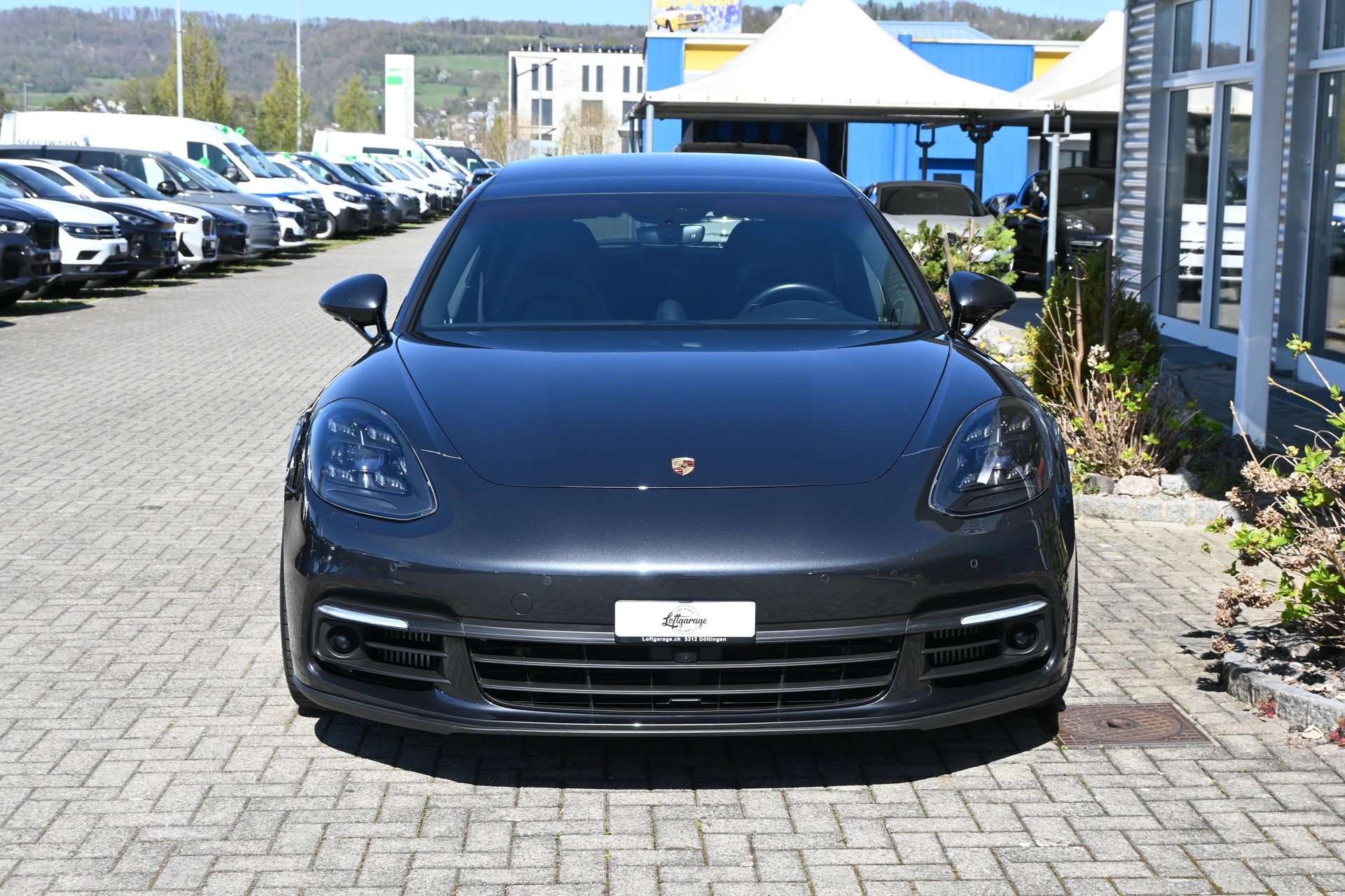 PORSCHE Panamera 4 2.9 V6 Sport Turismo PDK 4x4 330PS (CH Auto)-image-2