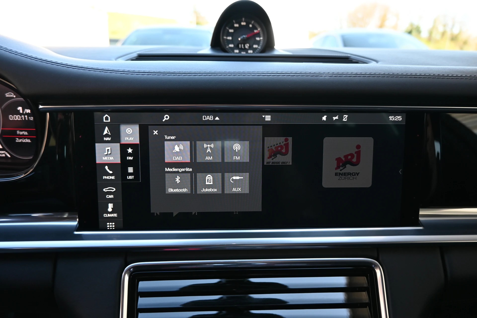 PORSCHE Panamera 4 2.9 V6 Sport Turismo PDK 4x4 330PS (CH Auto)-image-29