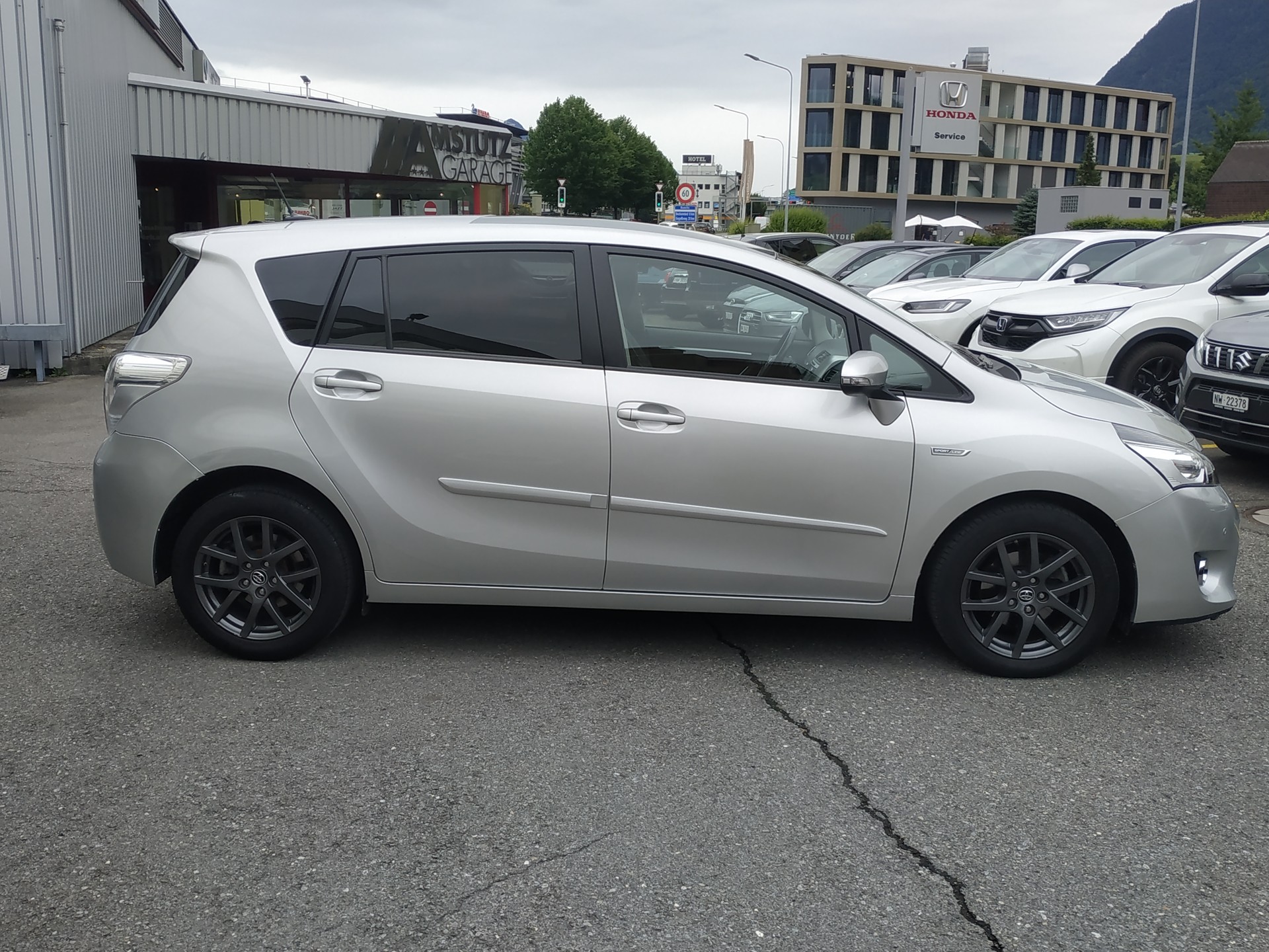 TOYOTA Verso 1.8 Swiss Trend Multidrive S Automat-image-4
