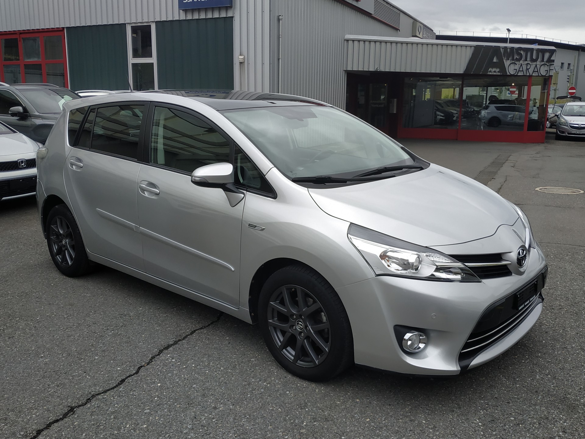 TOYOTA Verso 1.8 Swiss Trend Multidrive S Automat-image-1