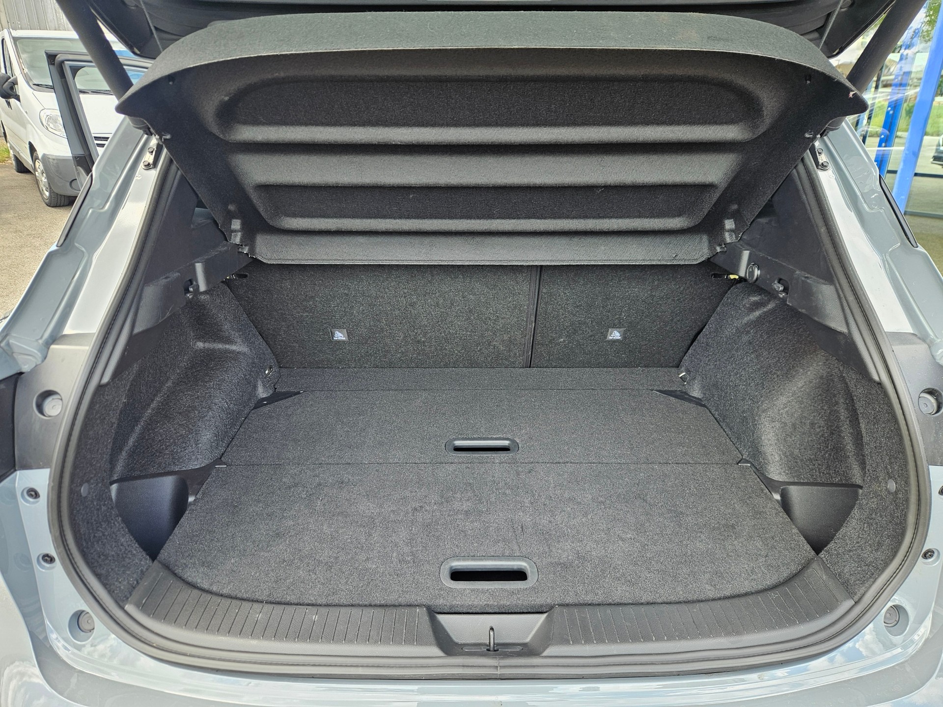 NISSAN Qashqai 1.3 DIG-T MHEV Tekna Xtronic 4x4-image-9