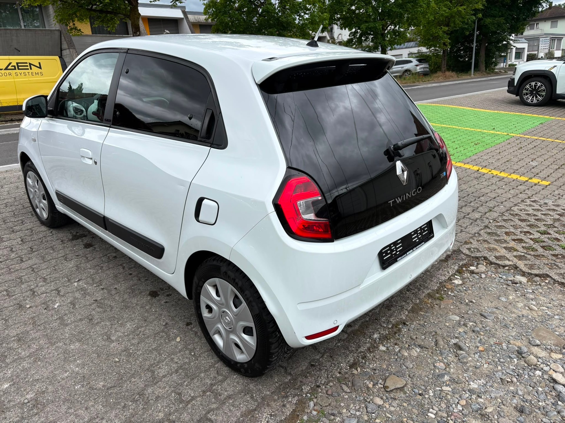 RENAULT Twingo Electric Vibes-image-1