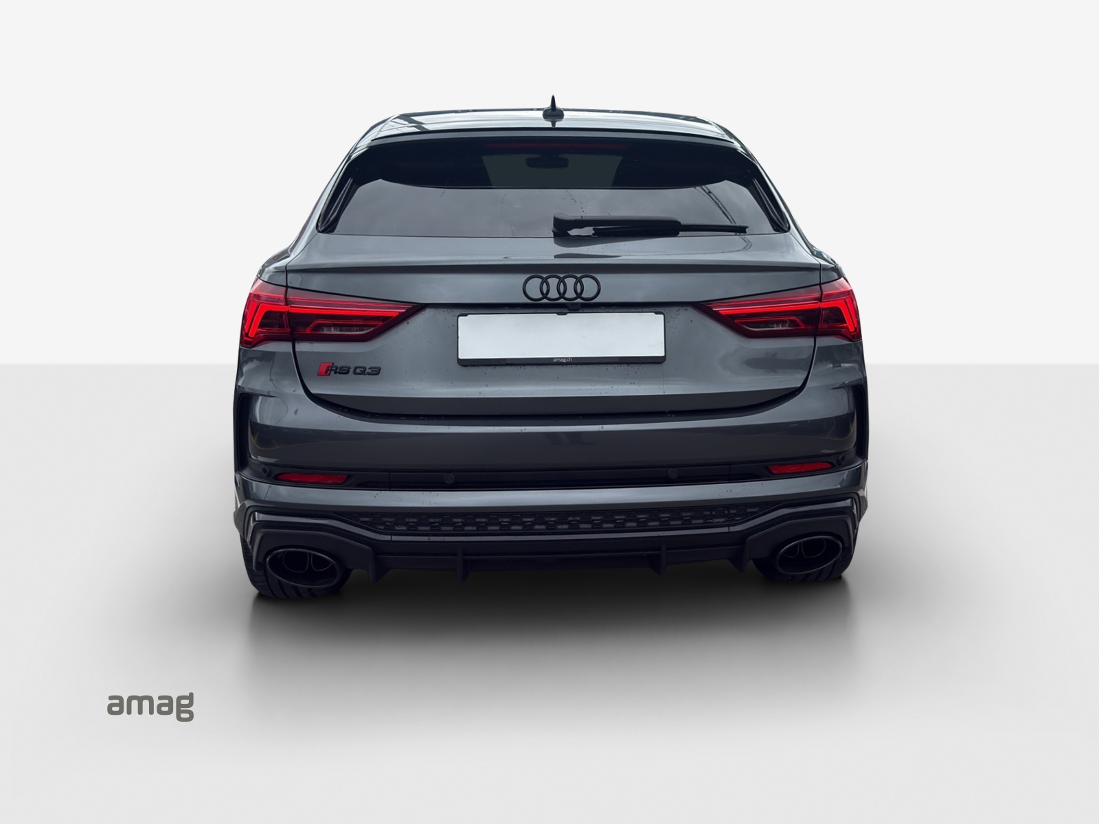 AUDI RS Q3 Sportback quattro S tronic-image-3