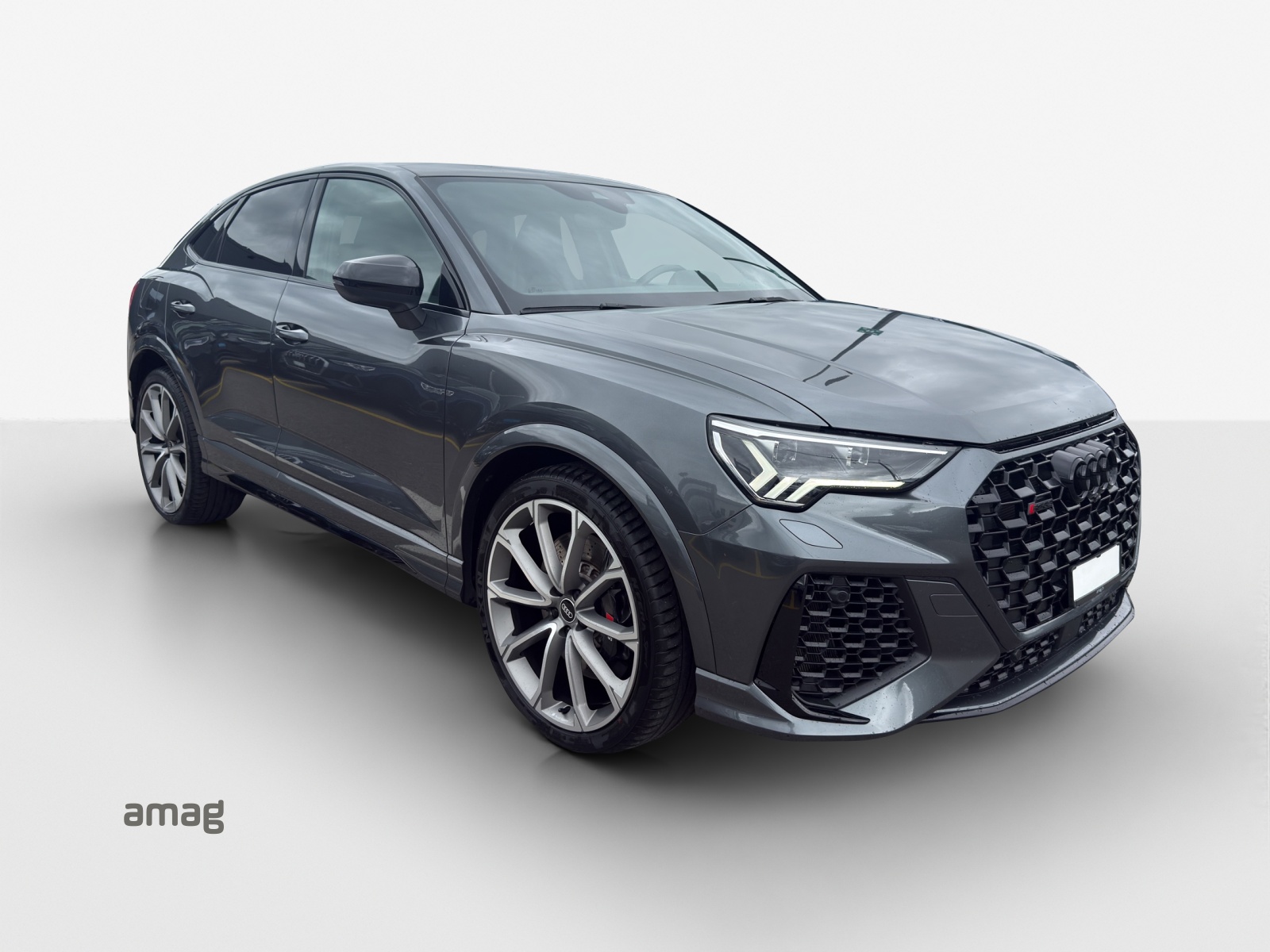 AUDI RS Q3 Sportback quattro S tronic-image-5