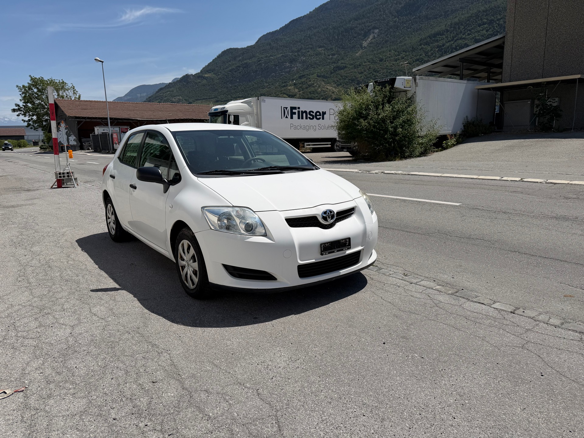 TOYOTA Auris 1.4 Linea Luna-image-9