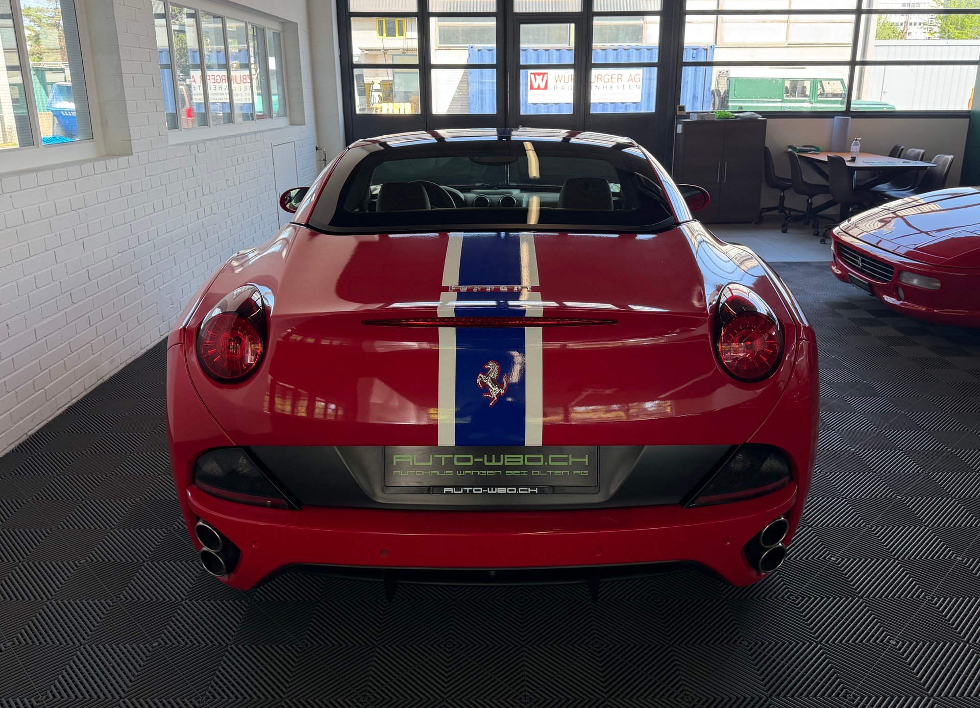 FERRARI California 4.3 V8 460 PS-image-3