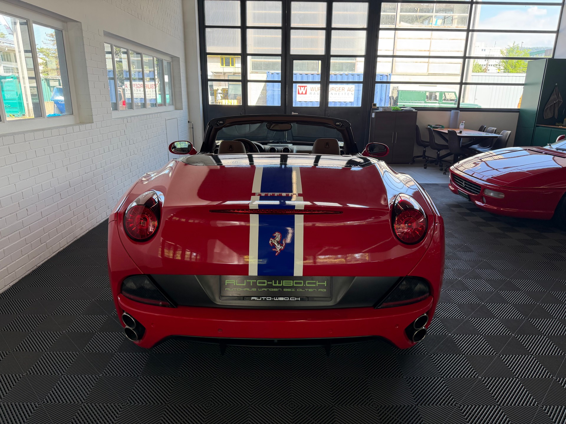 FERRARI California 4.3 V8 460 PS-image-10