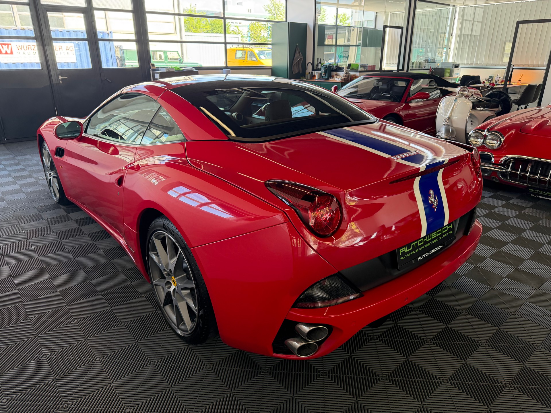 FERRARI California 4.3 V8 460 PS-image-5