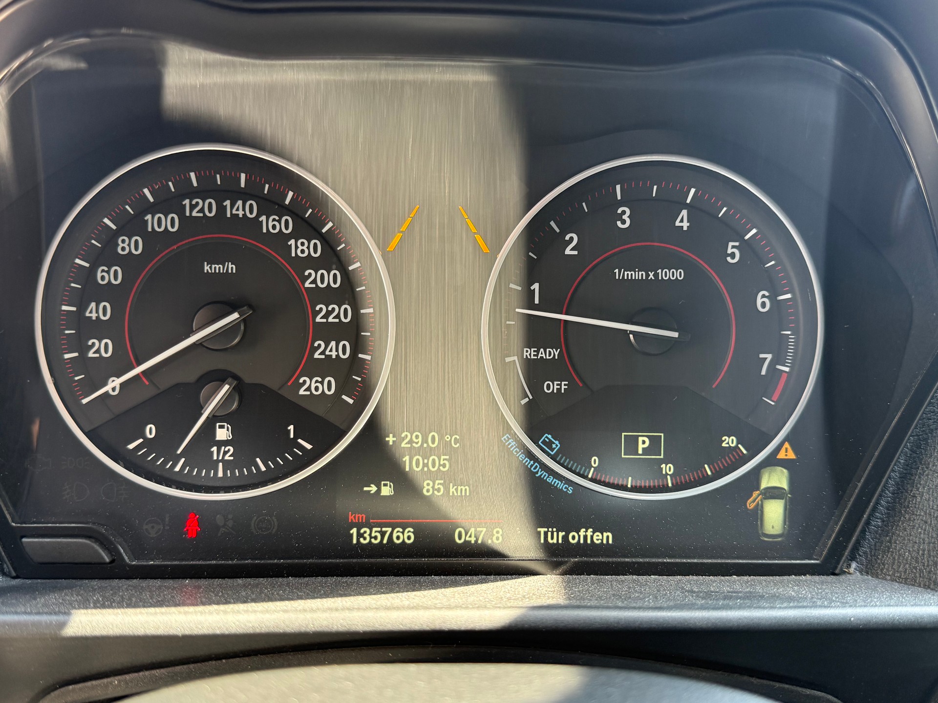 BMW M135i xDrive Steptronic-image-13