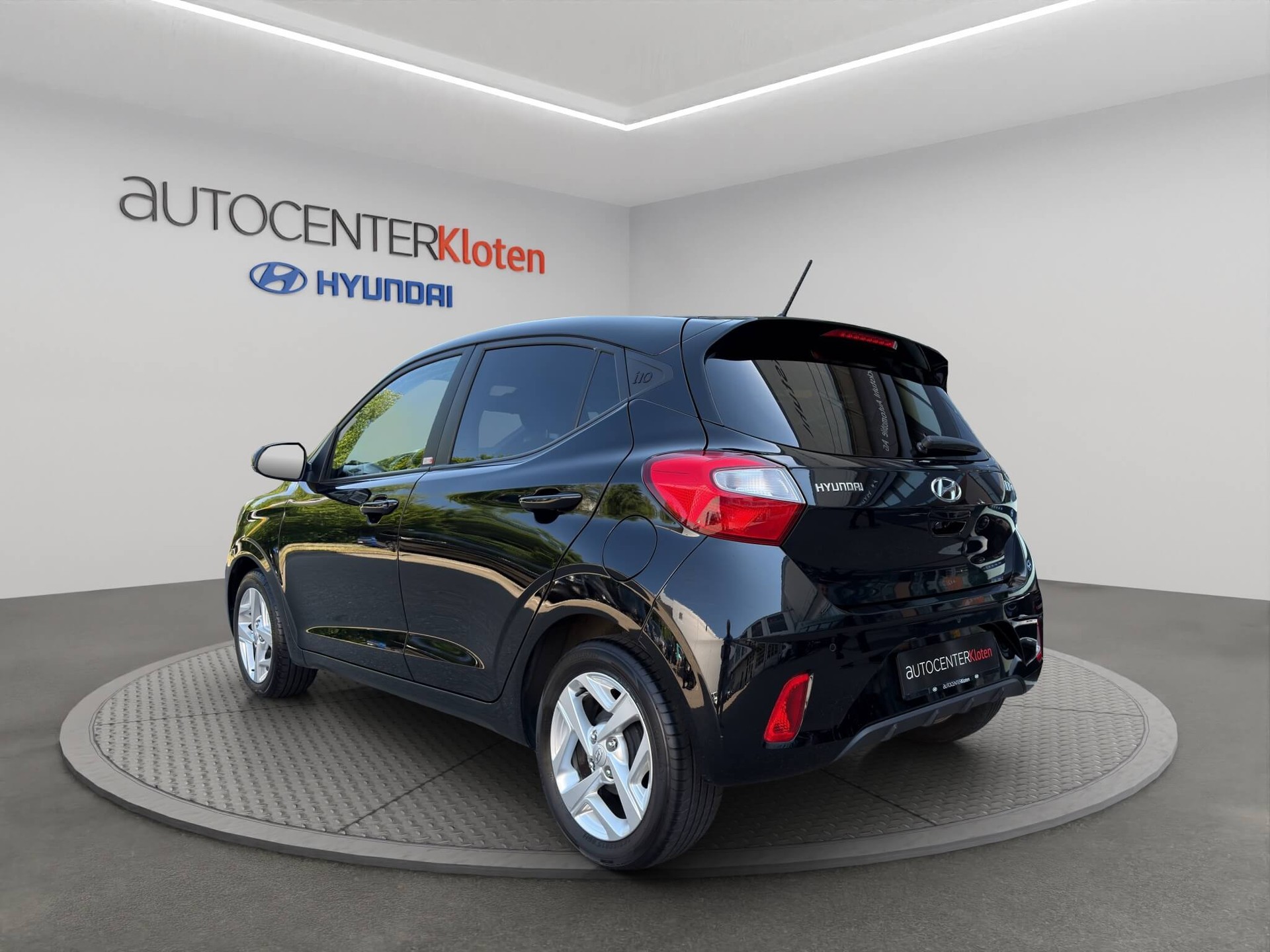HYUNDAI i10 1.2 Amplia-image-3