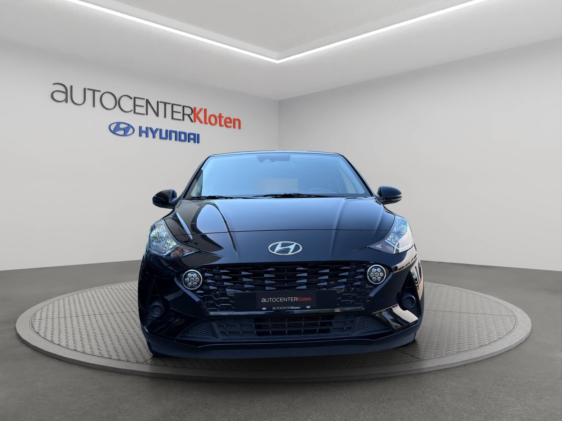 HYUNDAI i10 1.2 Amplia-image-1