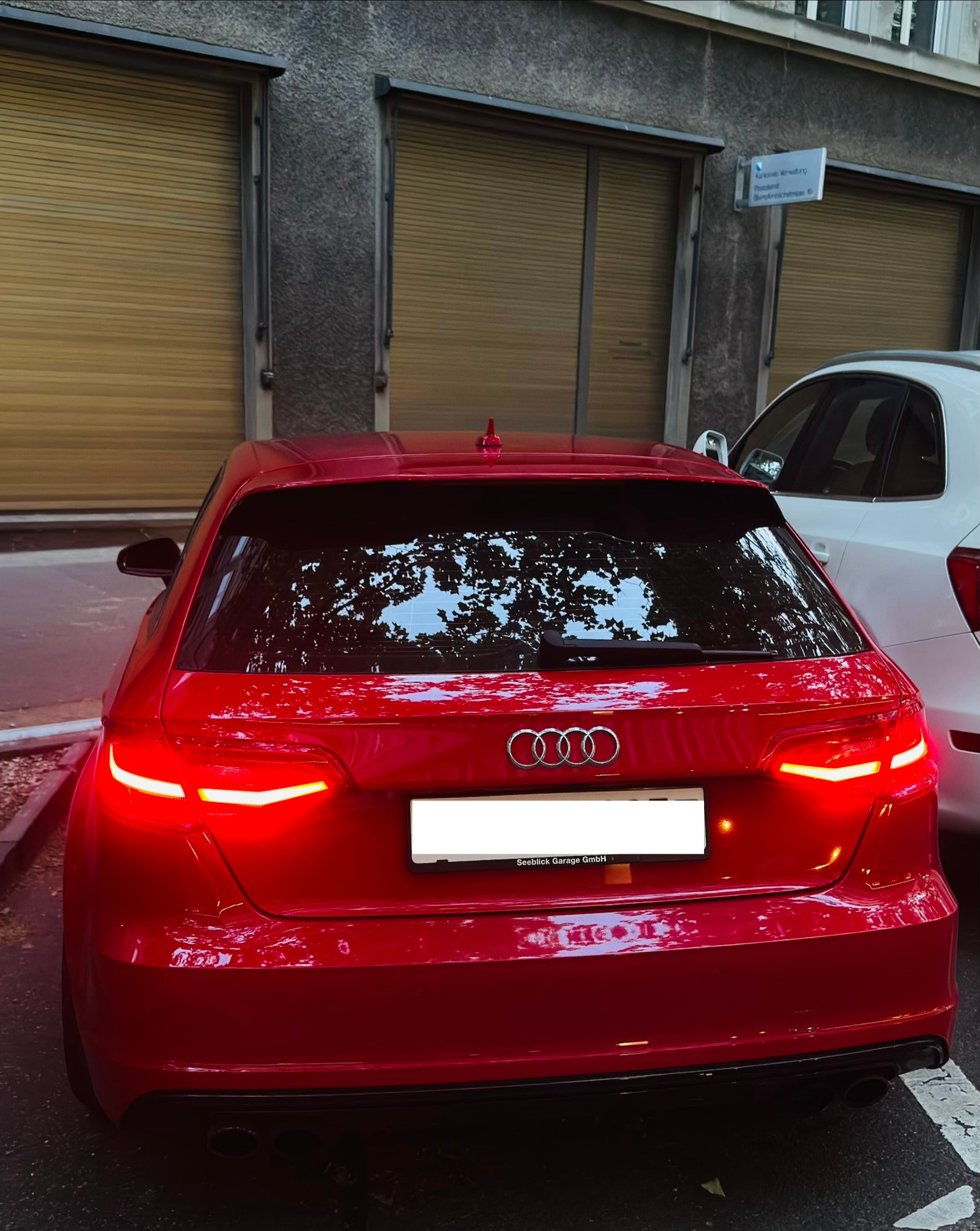 AUDI S3 Sportback 2.0 TFSI quattro S-tronic-image-1