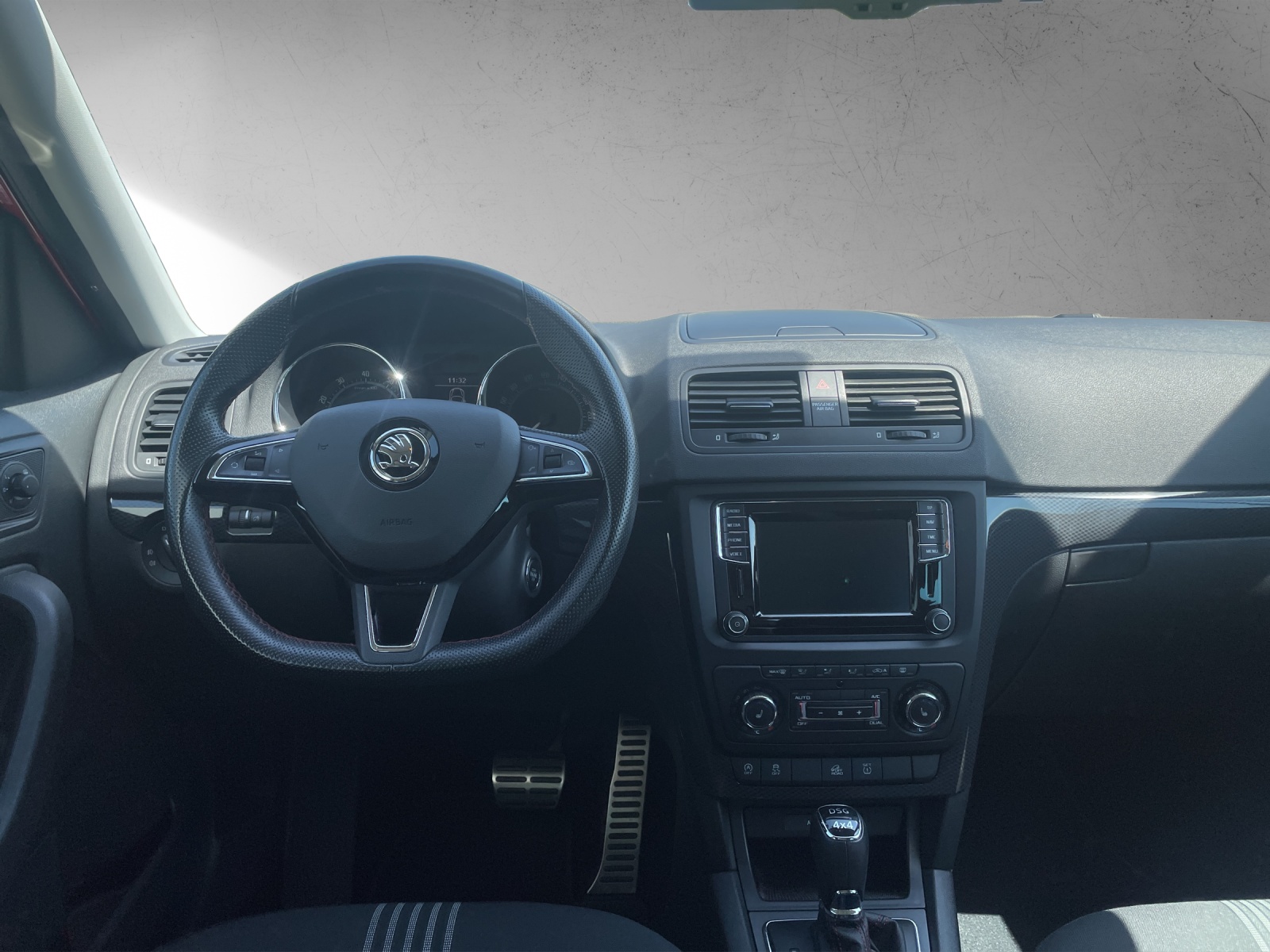 SKODA SKODA Yeti Monte Carlo-image-9