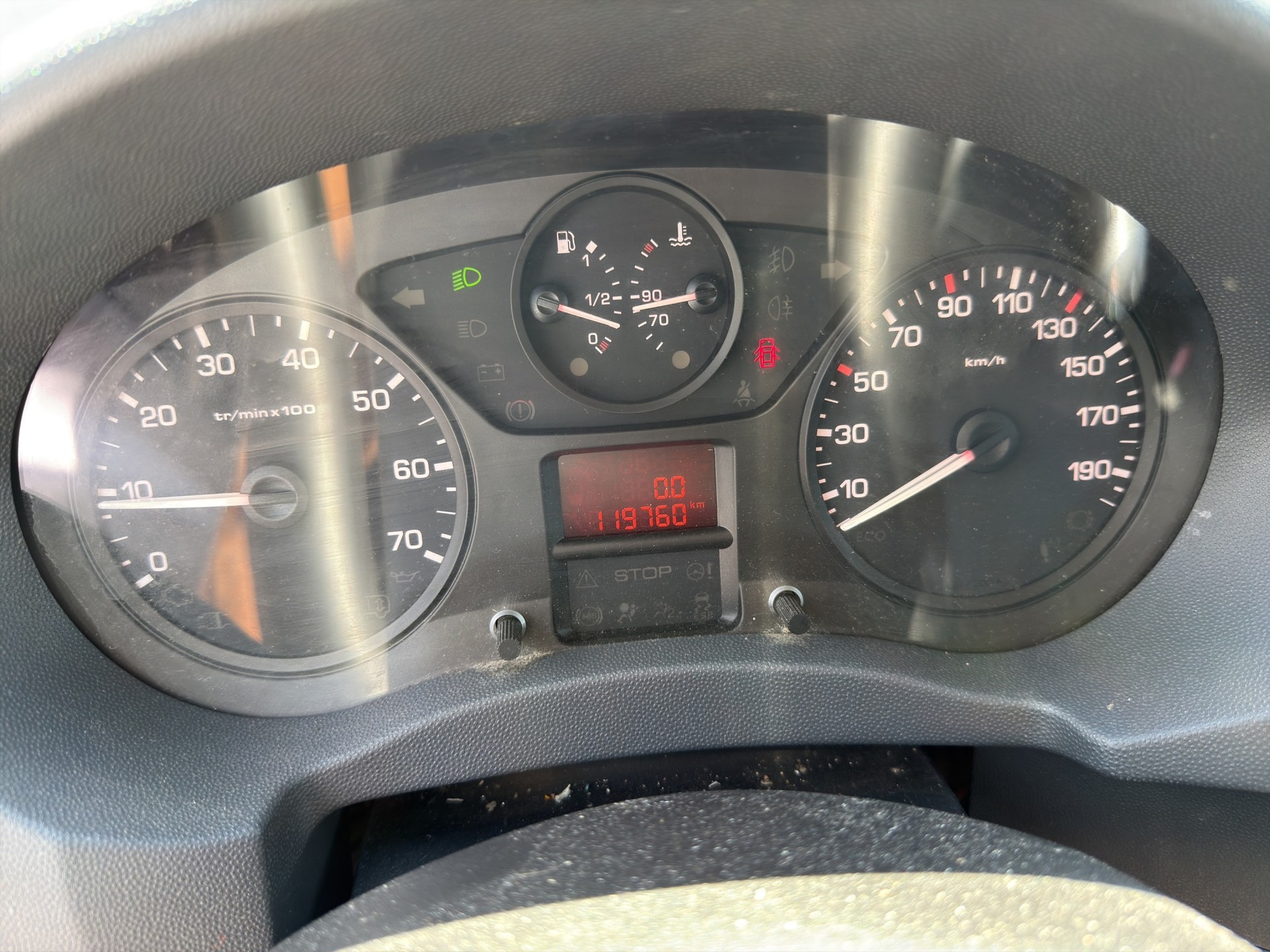 CITROEN Jumpy 2.0HDi L2H1 Seduction-image-17