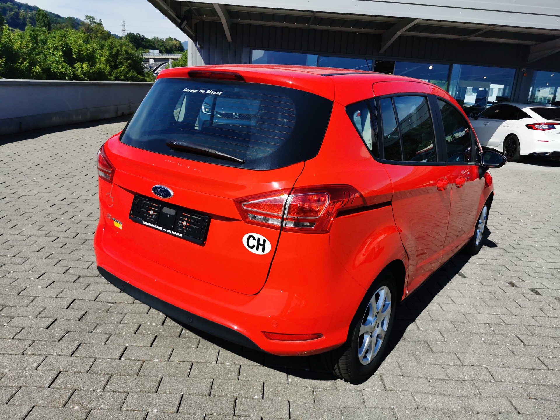 FORD B-Max 1.6 Ti-VCT Trend PowerShift-image-4