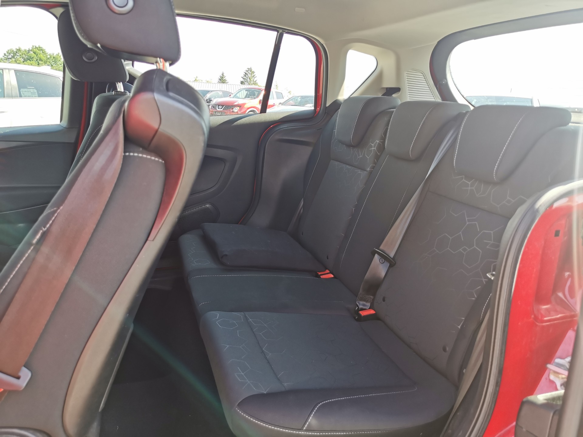 FORD B-Max 1.6 Ti-VCT Trend PowerShift-image-6