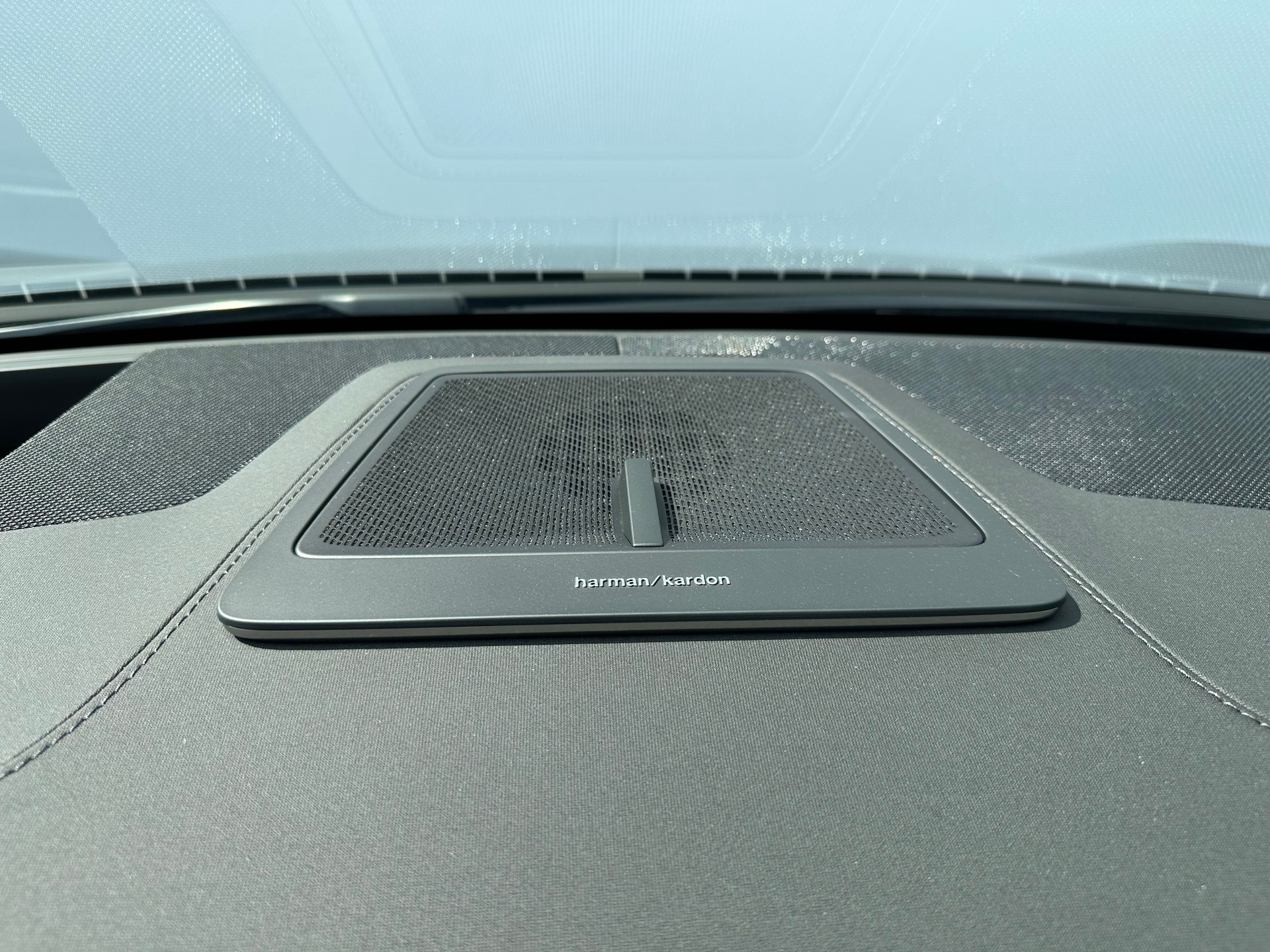 POLESTAR 4 Long Range Dual Motor-image-11