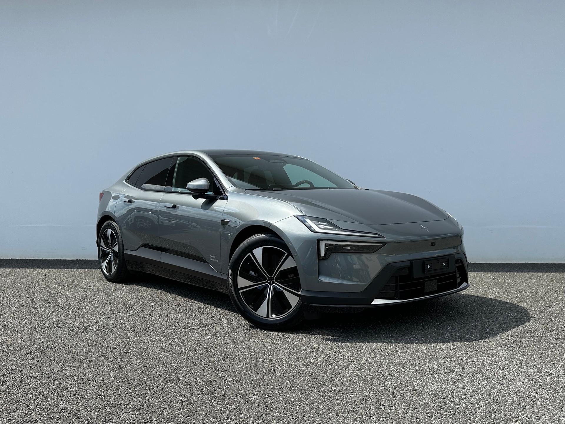 POLESTAR 4 Long Range Dual Motor-image-2