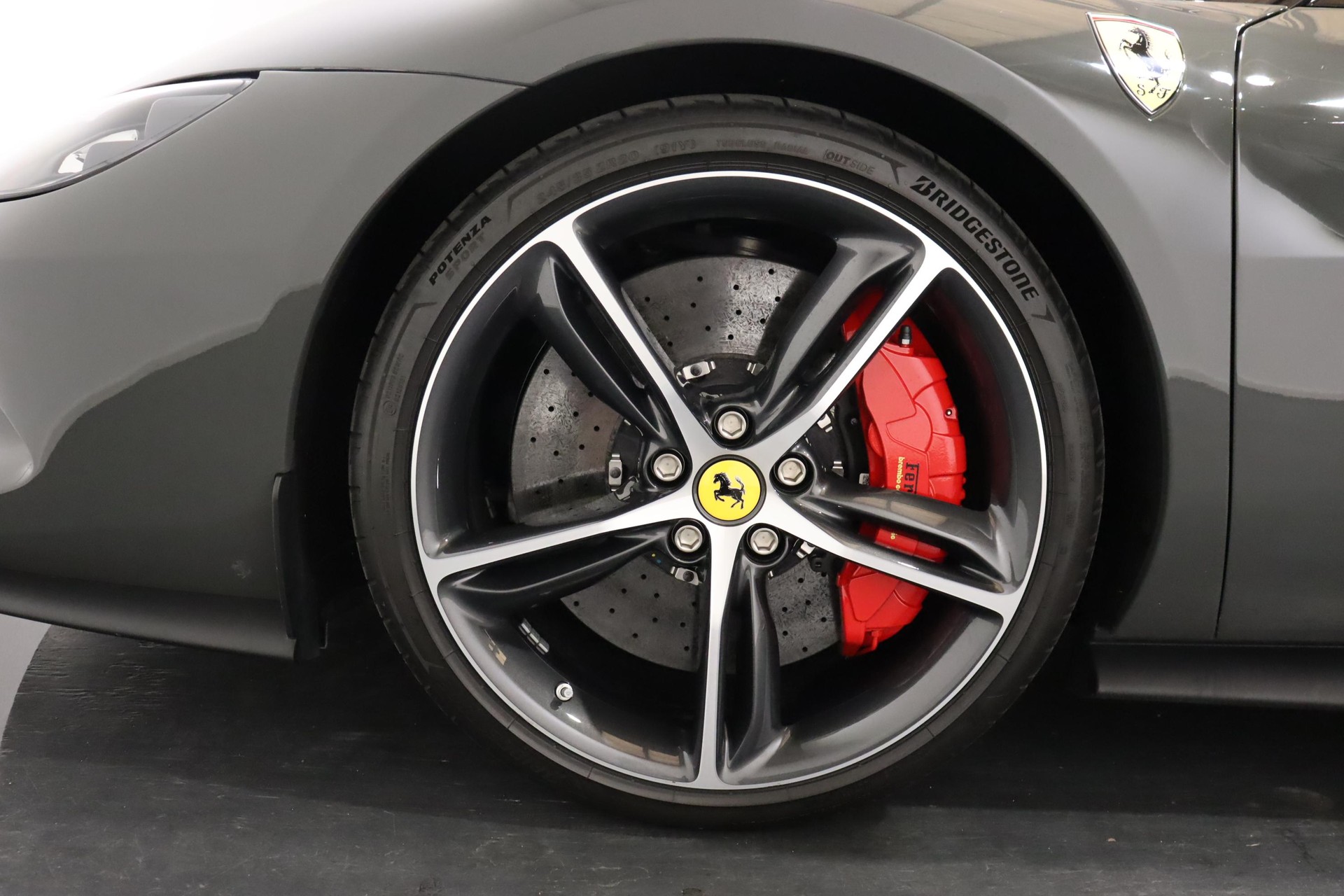 FERRARI 296 GTB 3.0 Turbo-image-16