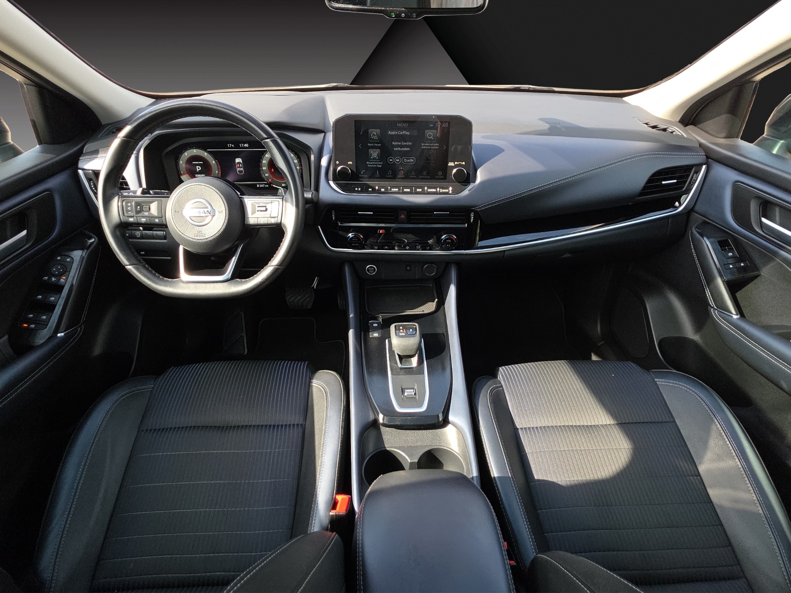 NISSAN Qashqai 1.3 DIG-T MHEV Tekna+ Xtronic-image-9