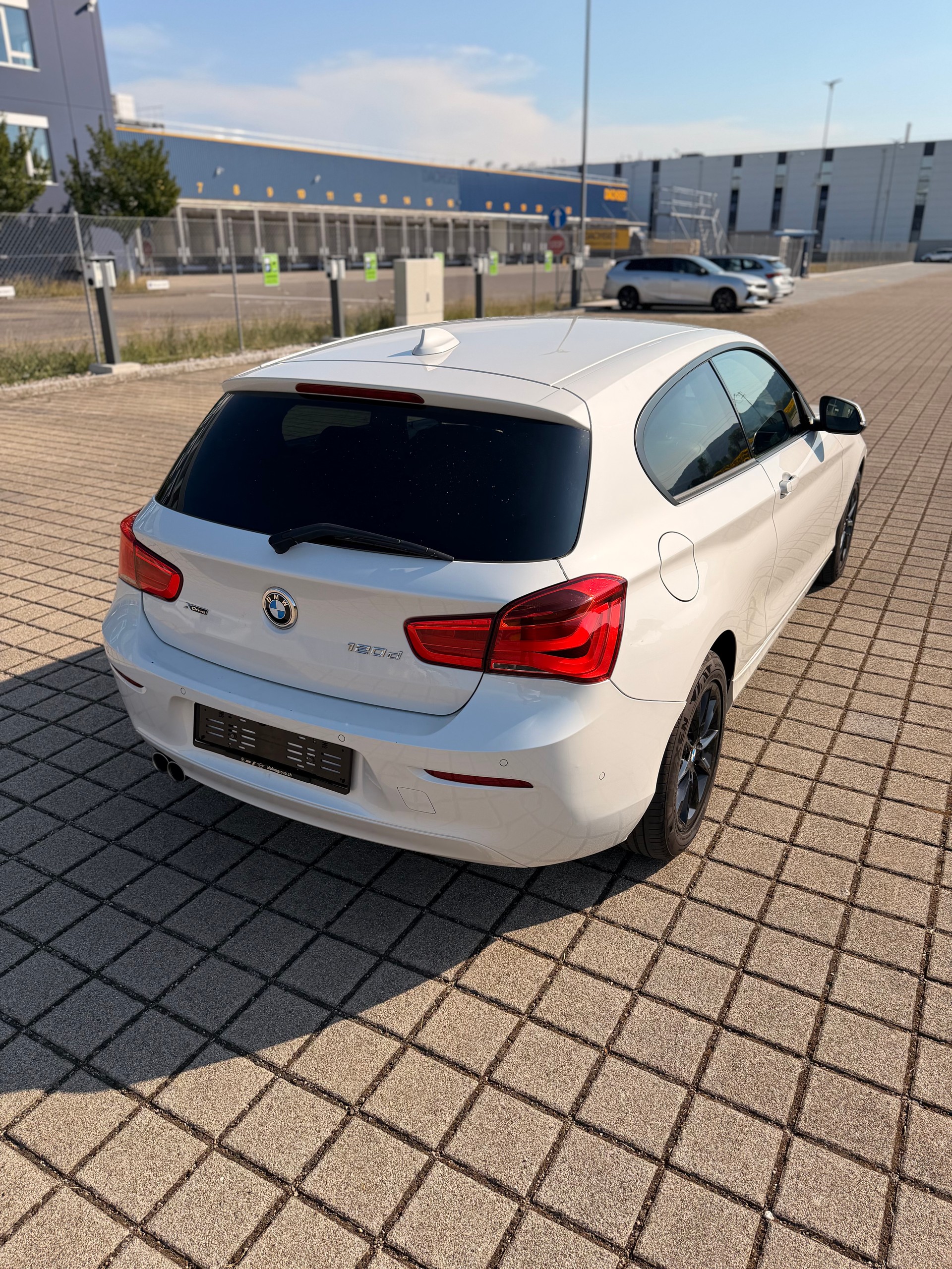 BMW 120d xDrive Steptronic-image-8