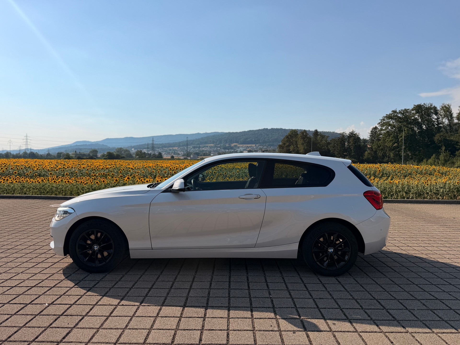 BMW 120d xDrive Steptronic-image-14