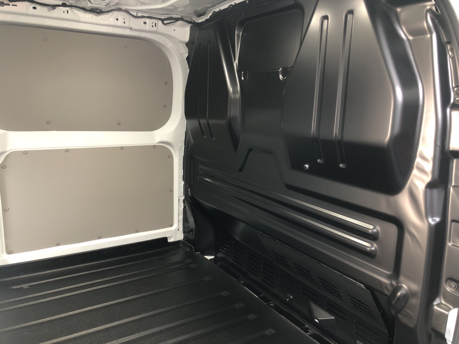 FORD Transit Custom Van 320 L1 2.5 Durat-image-7