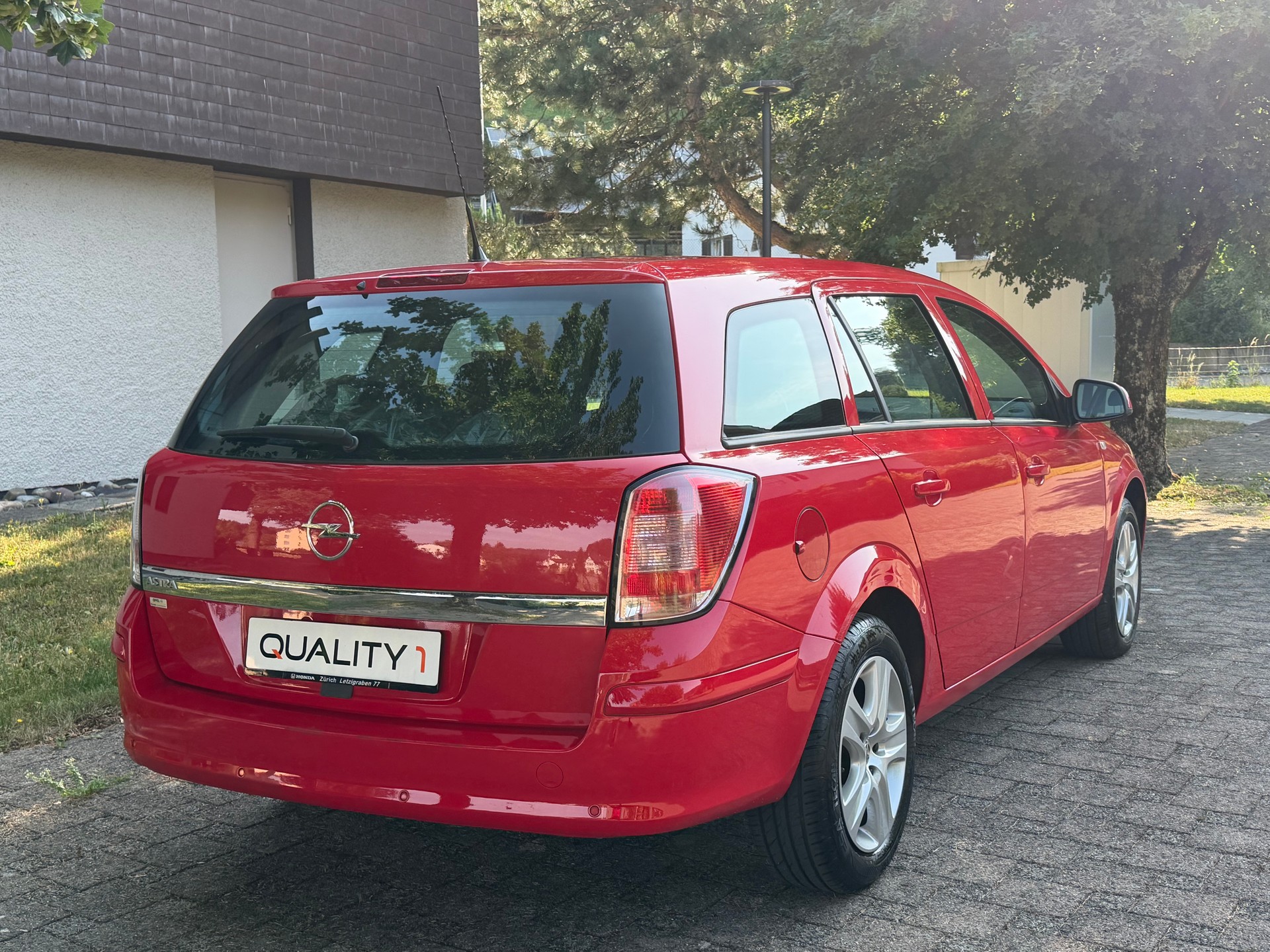 OPEL Astra Caravan 1.8i 16V Enjoy-image-3