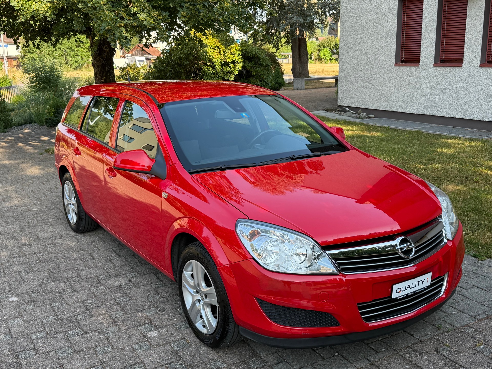 OPEL Astra Caravan 1.8i 16V Enjoy-image-1