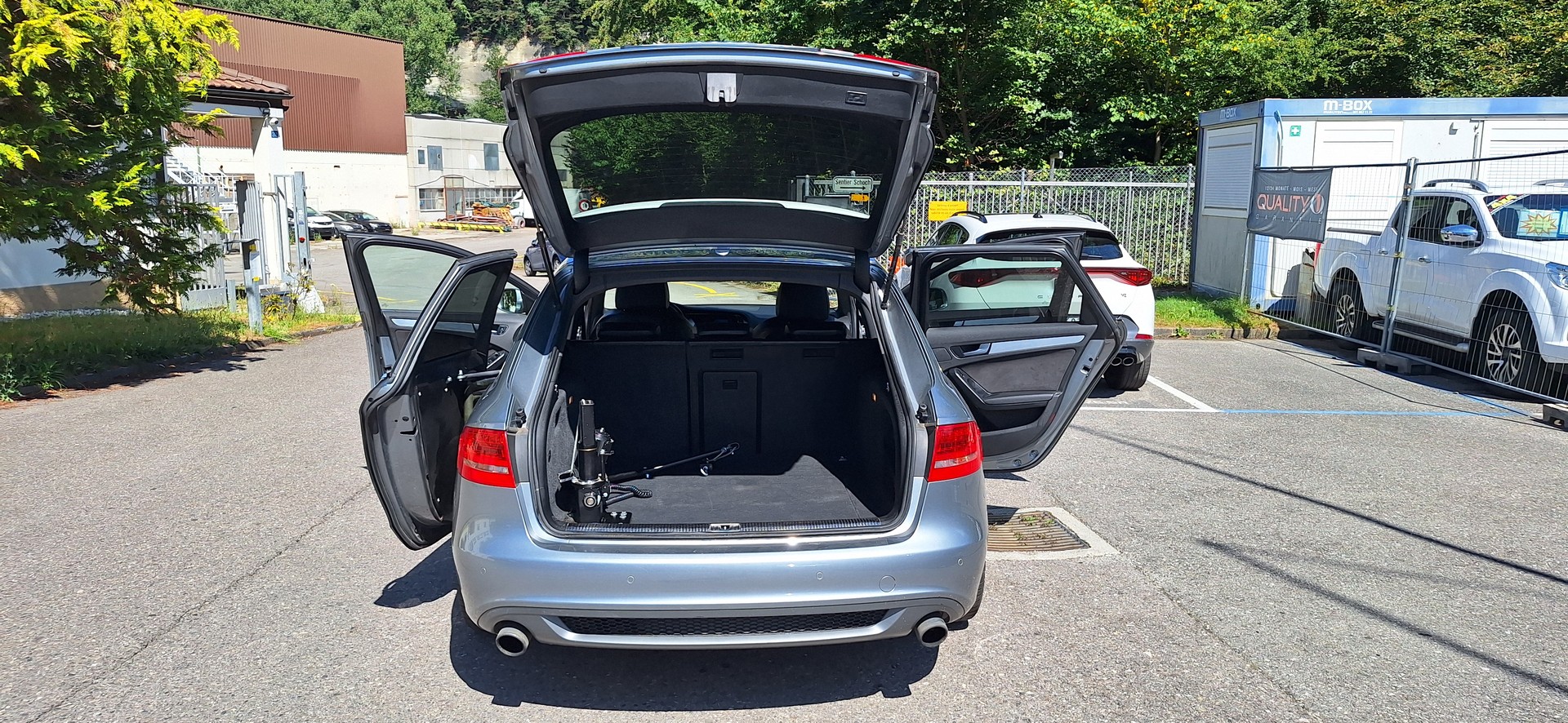 AUDI A4 Avant 2.0 TFSI quattro S-tronic-image-19