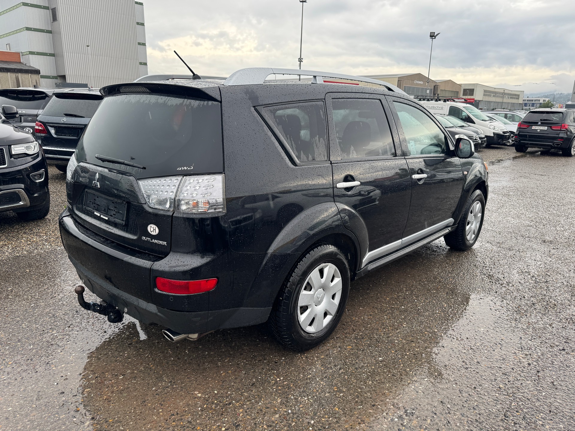 MITSUBISHI Outlander 2.4 Invite 4WD CVT-image-5