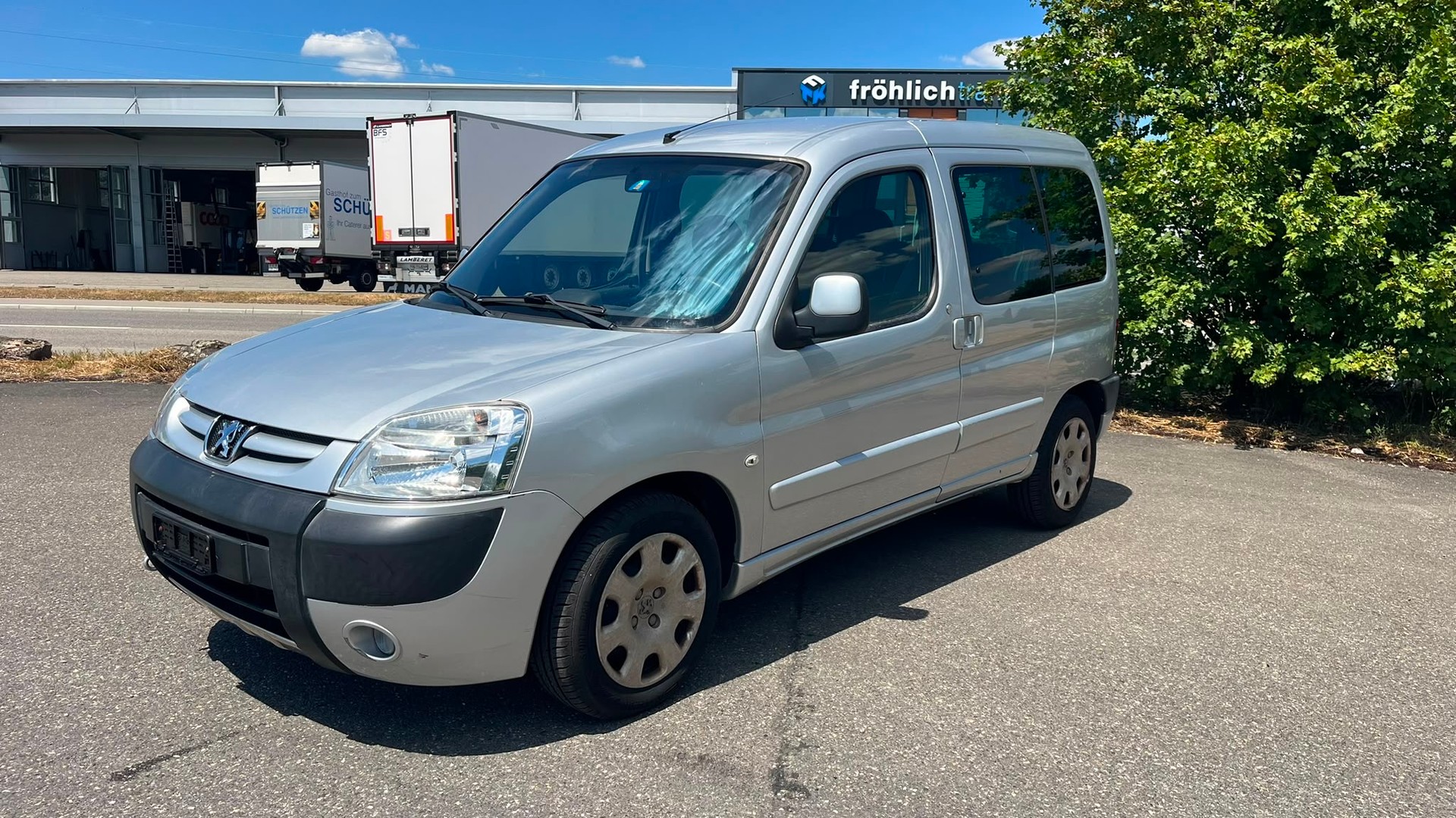 PEUGEOT Partner 1.6 Trendy Clim (Pack)-image-1