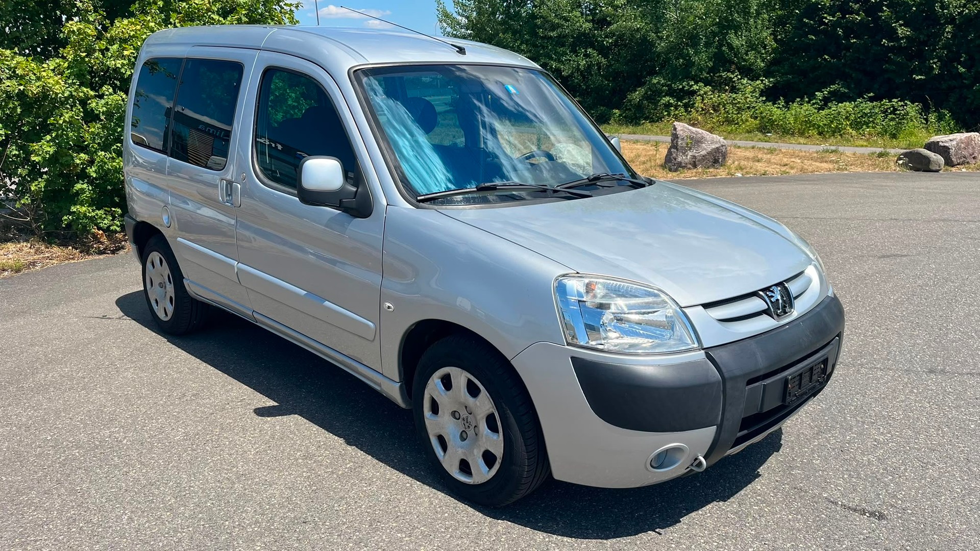 PEUGEOT Partner 1.6 Trendy Clim (Pack)-image-2
