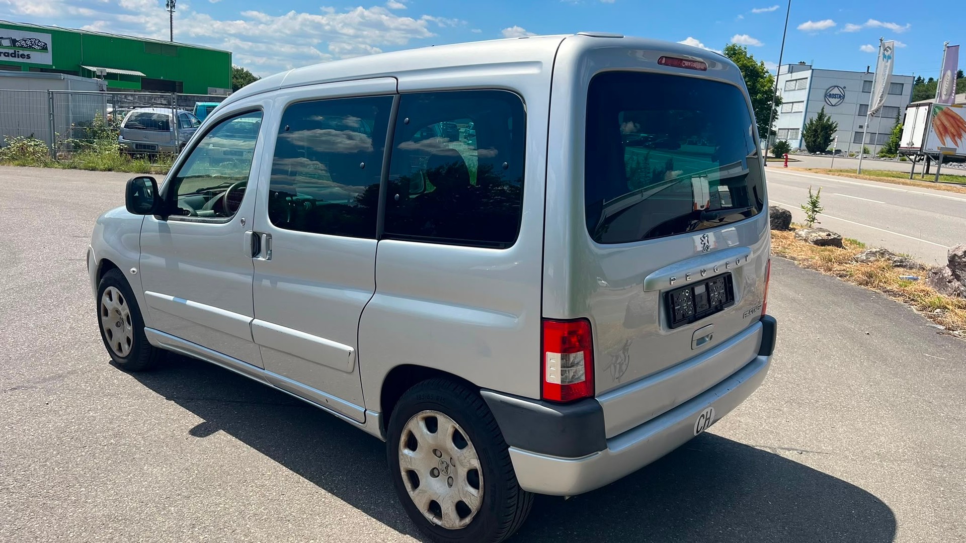 PEUGEOT Partner 1.6 Trendy Clim (Pack)-image-5